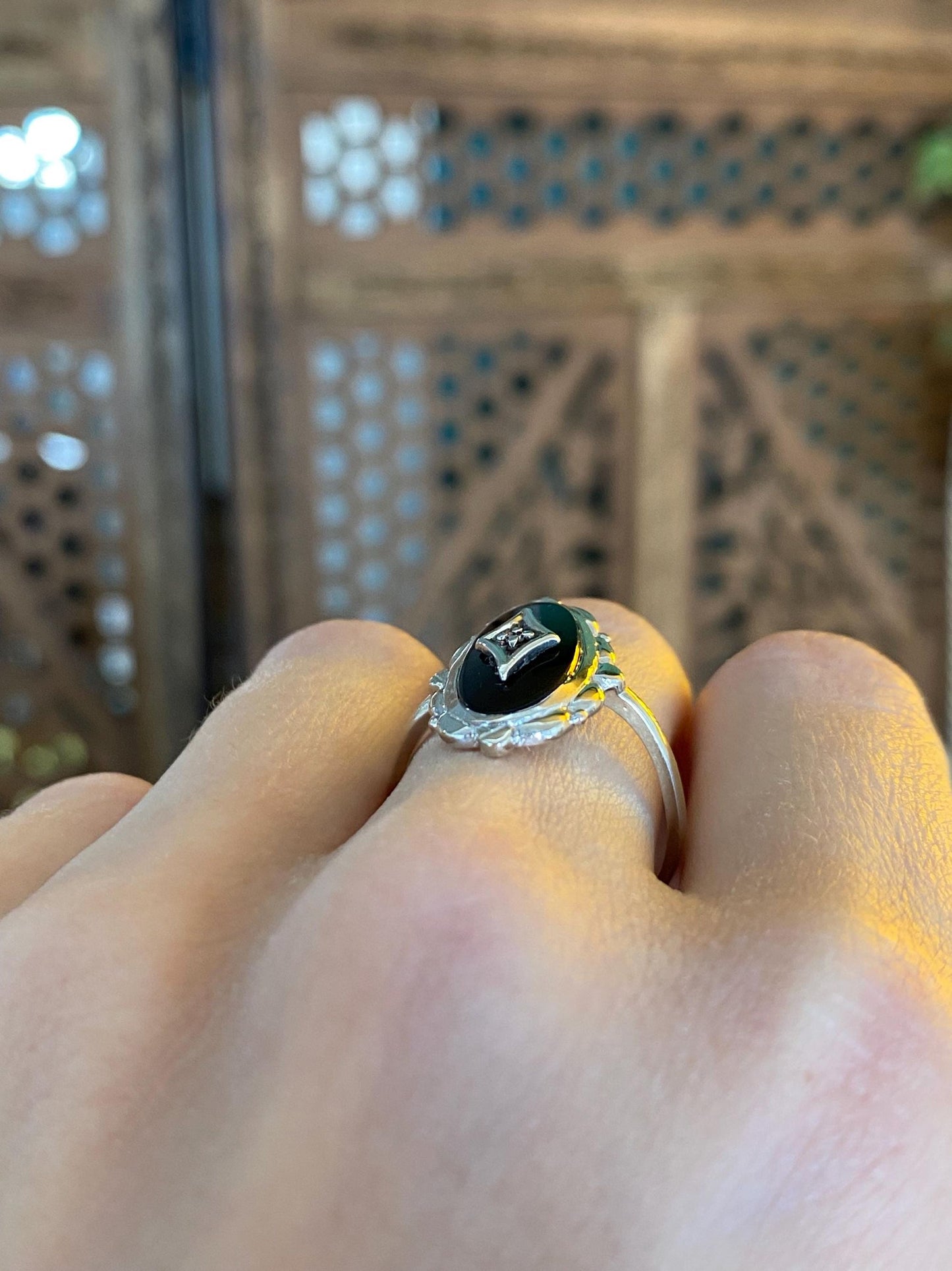 Vintage Solid 10k White Gold Onyx Diamond Ring - Size 8