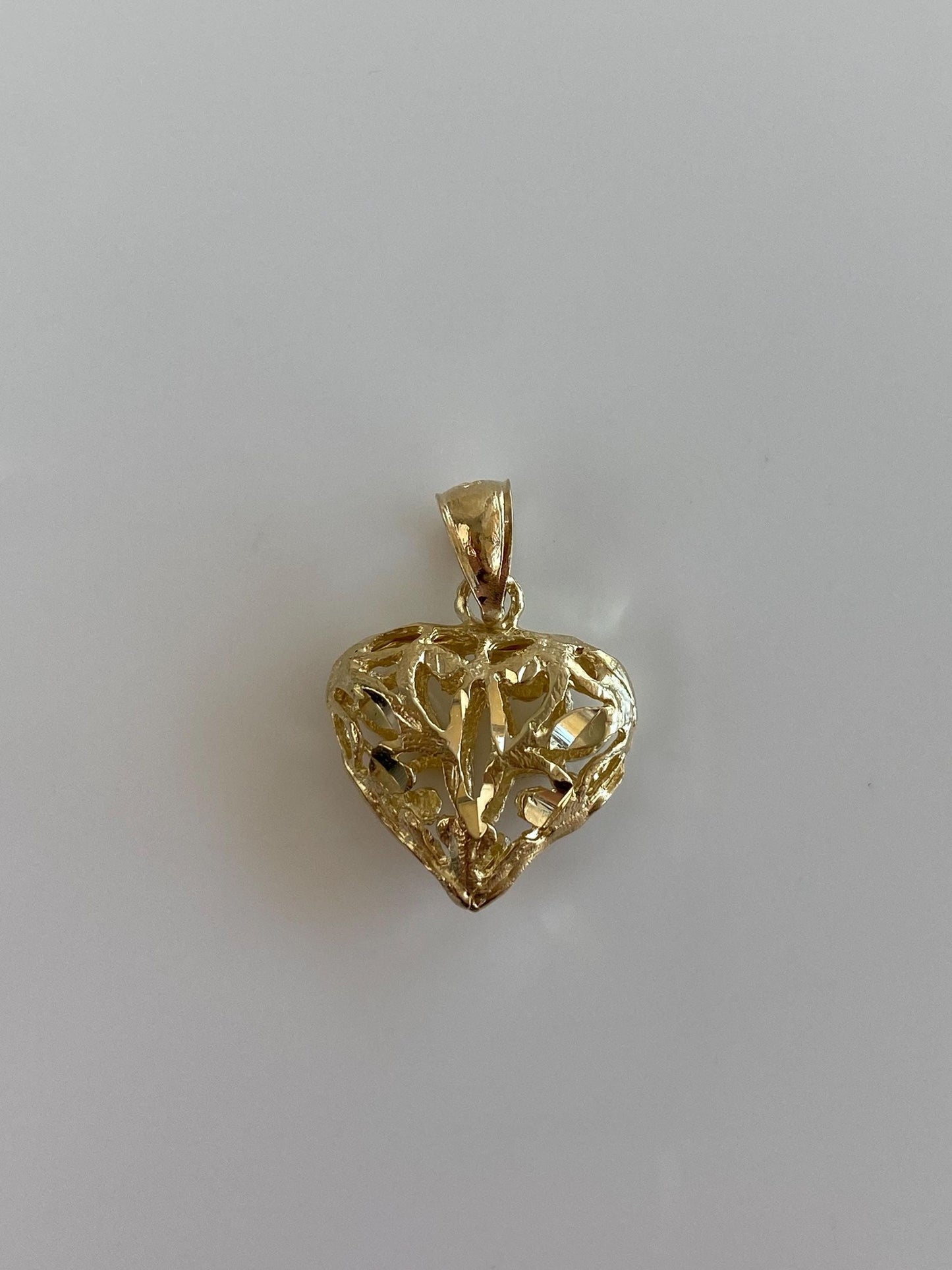 Vintage Solid 14k Yellow Gold Diamond Cut Open Work Heart Charm