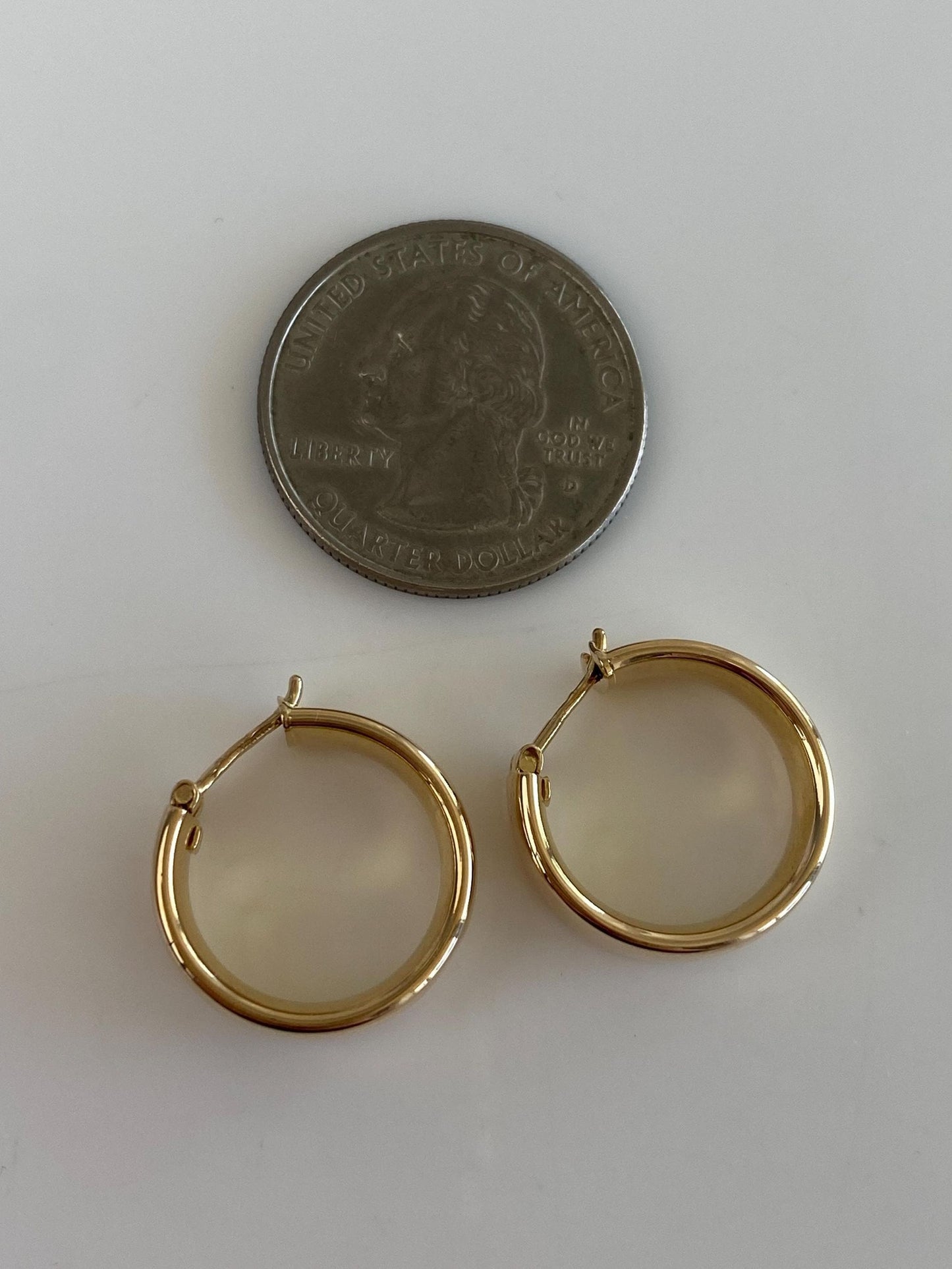 Vintage 14k Yellow Gold Hoop Earrings