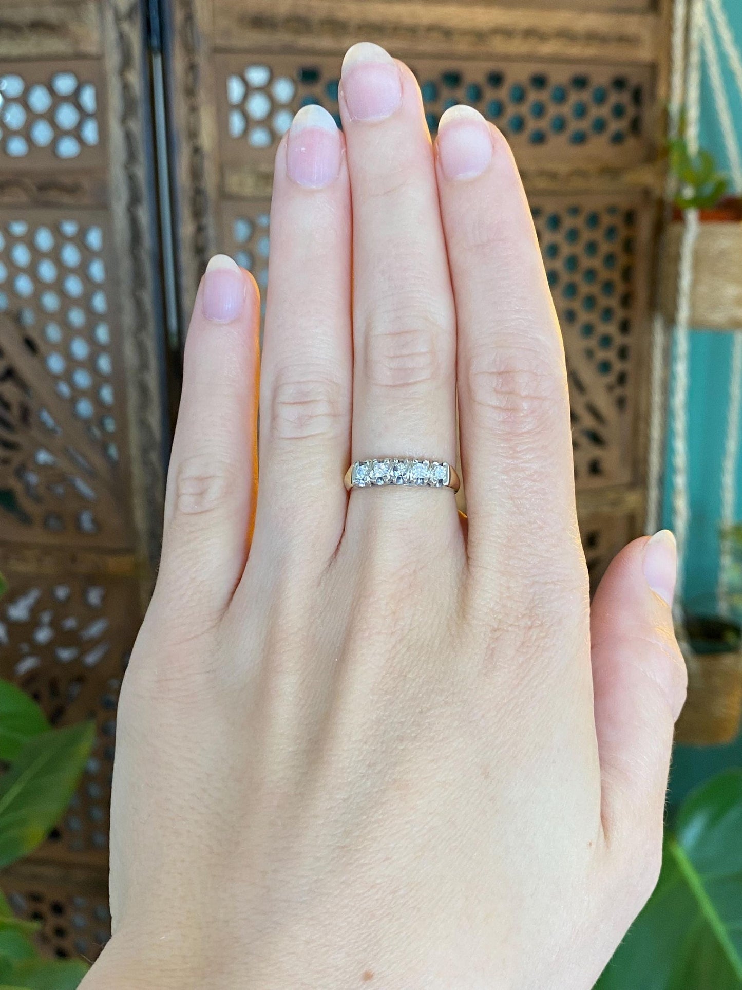 Vintage Solid 14k White & Yellow Gold Diamond Ring Band - Size 6