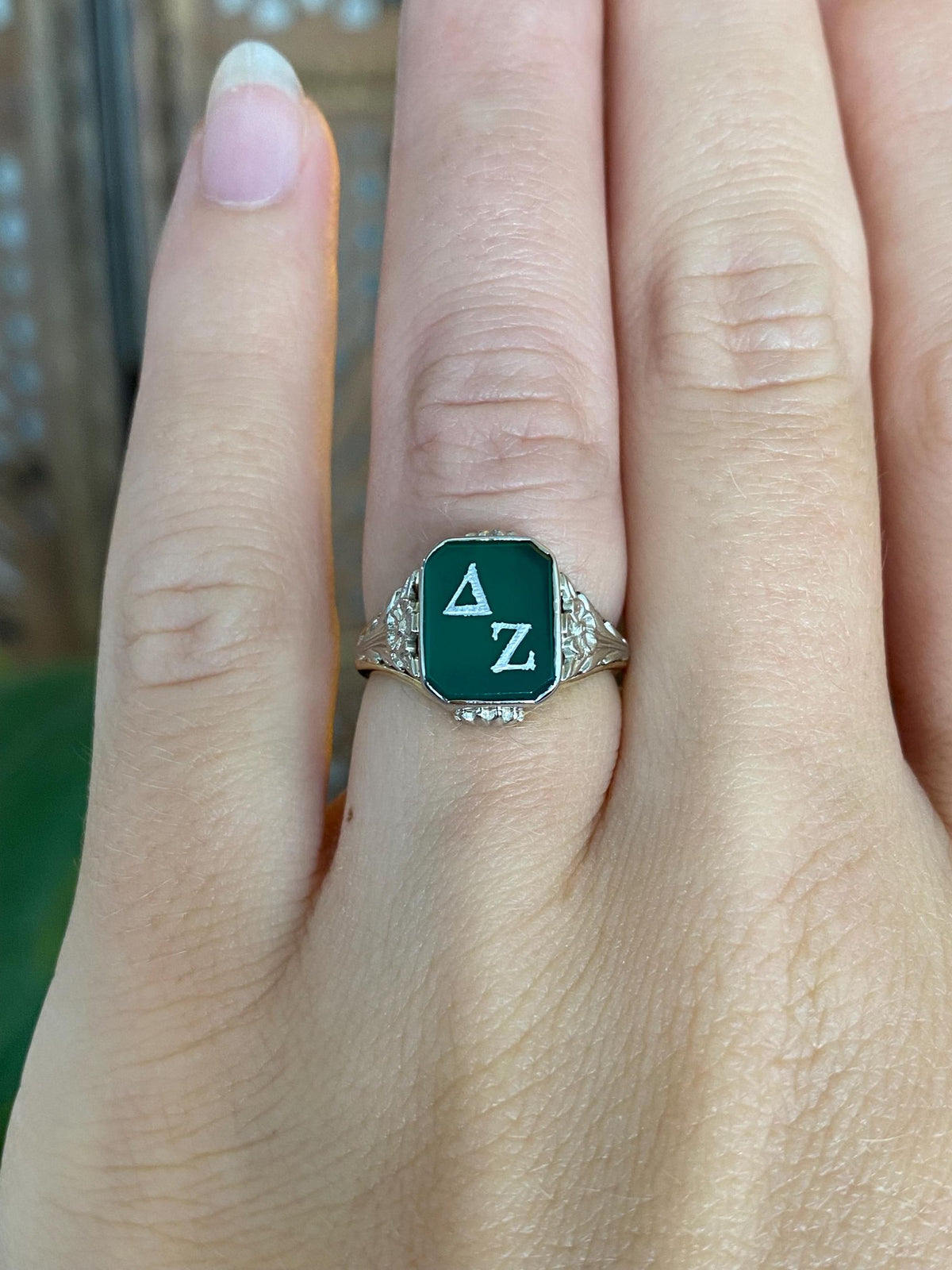 Vintage Solid 10k White & Yellow Gold Green Delta Zeta Art Deco Style Ring - Size 5