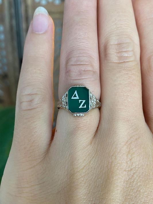 Vintage Solid 10k White & Yellow Gold Green Delta Zeta Art Deco Style Ring - Size 5