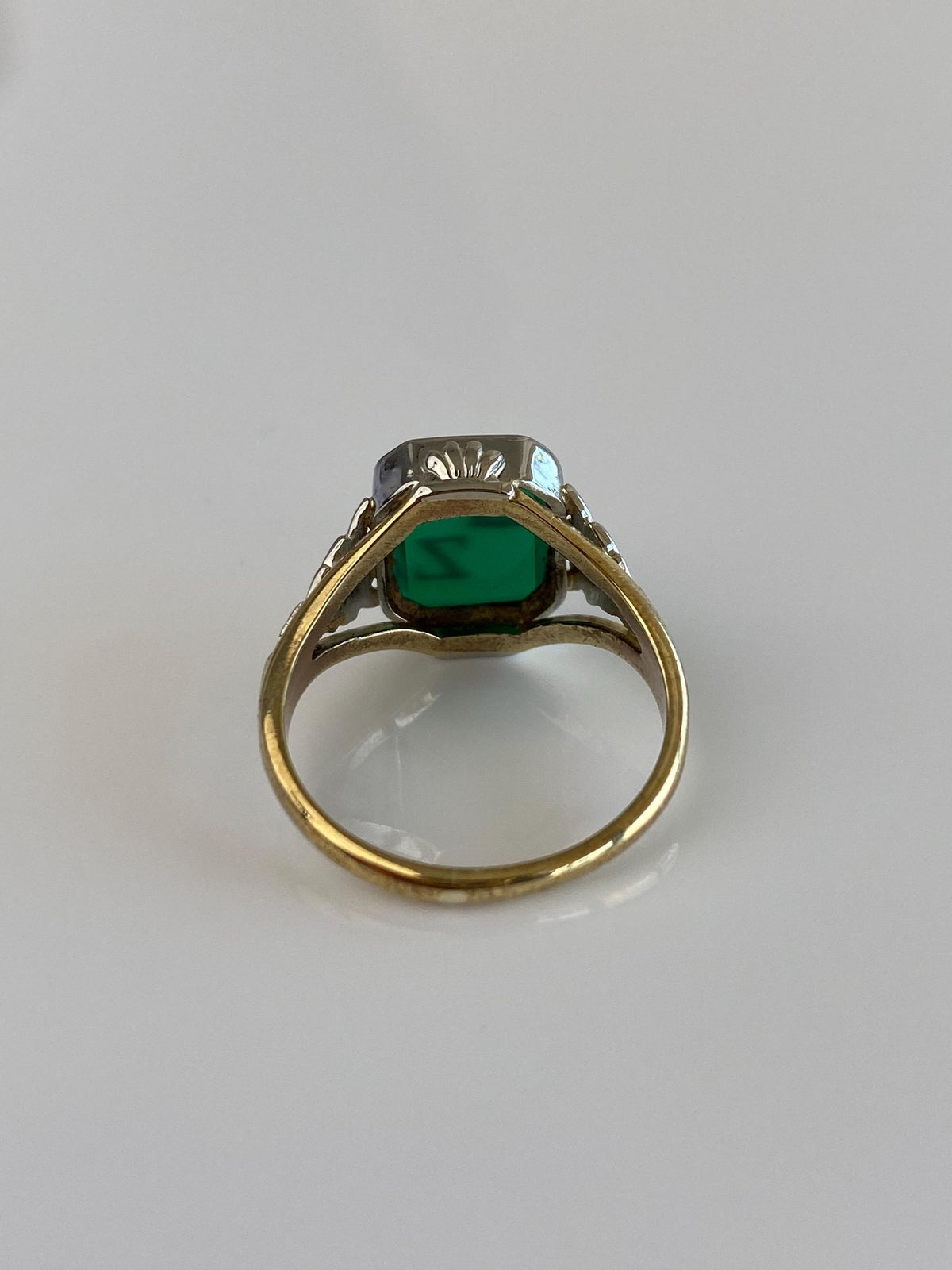 Vintage Solid 10k White & Yellow Gold Green Delta Zeta Art Deco Style Ring - Size 5