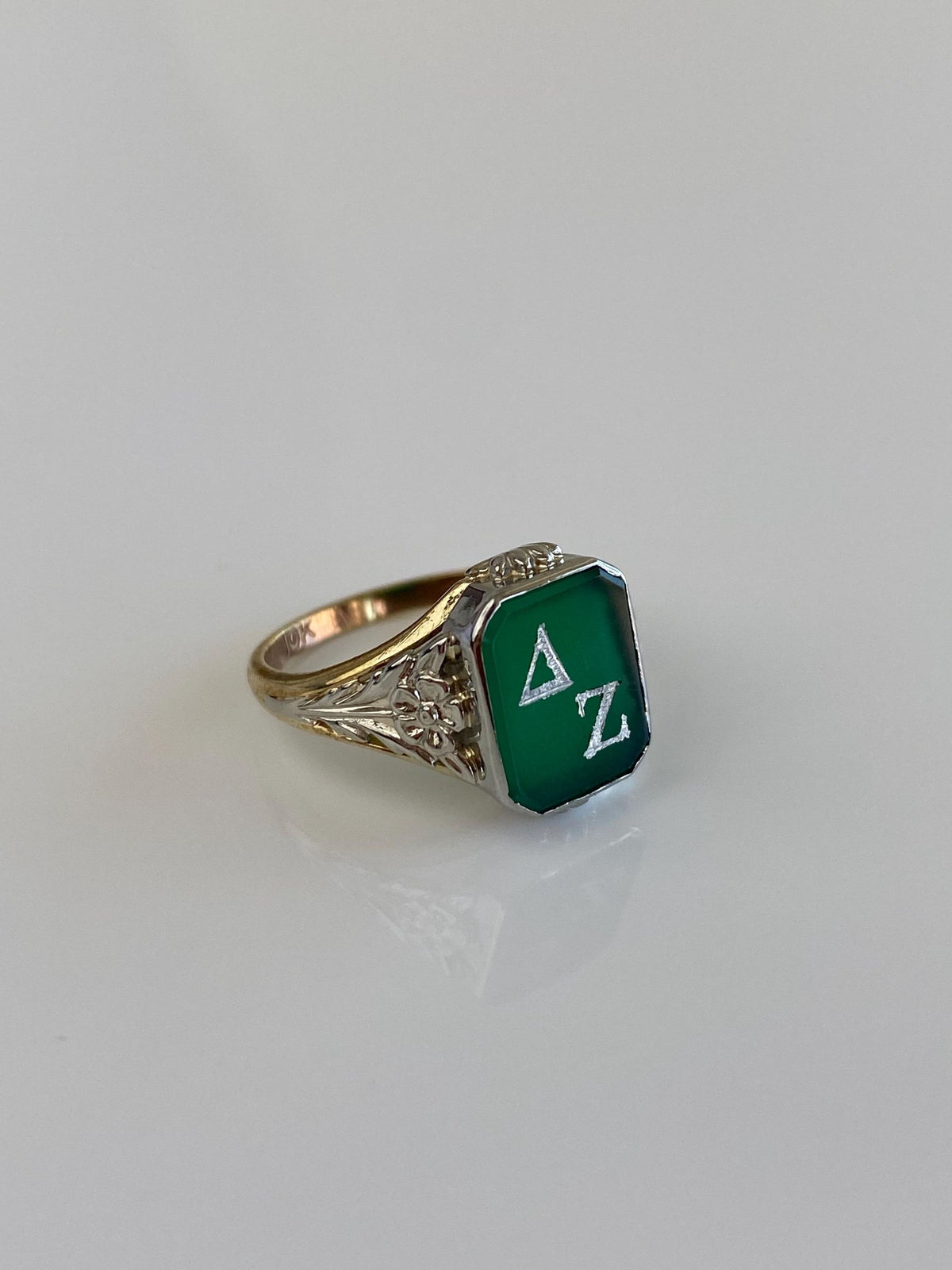 Vintage Solid 10k White & Yellow Gold Green Delta Zeta Art Deco Style Ring - Size 5