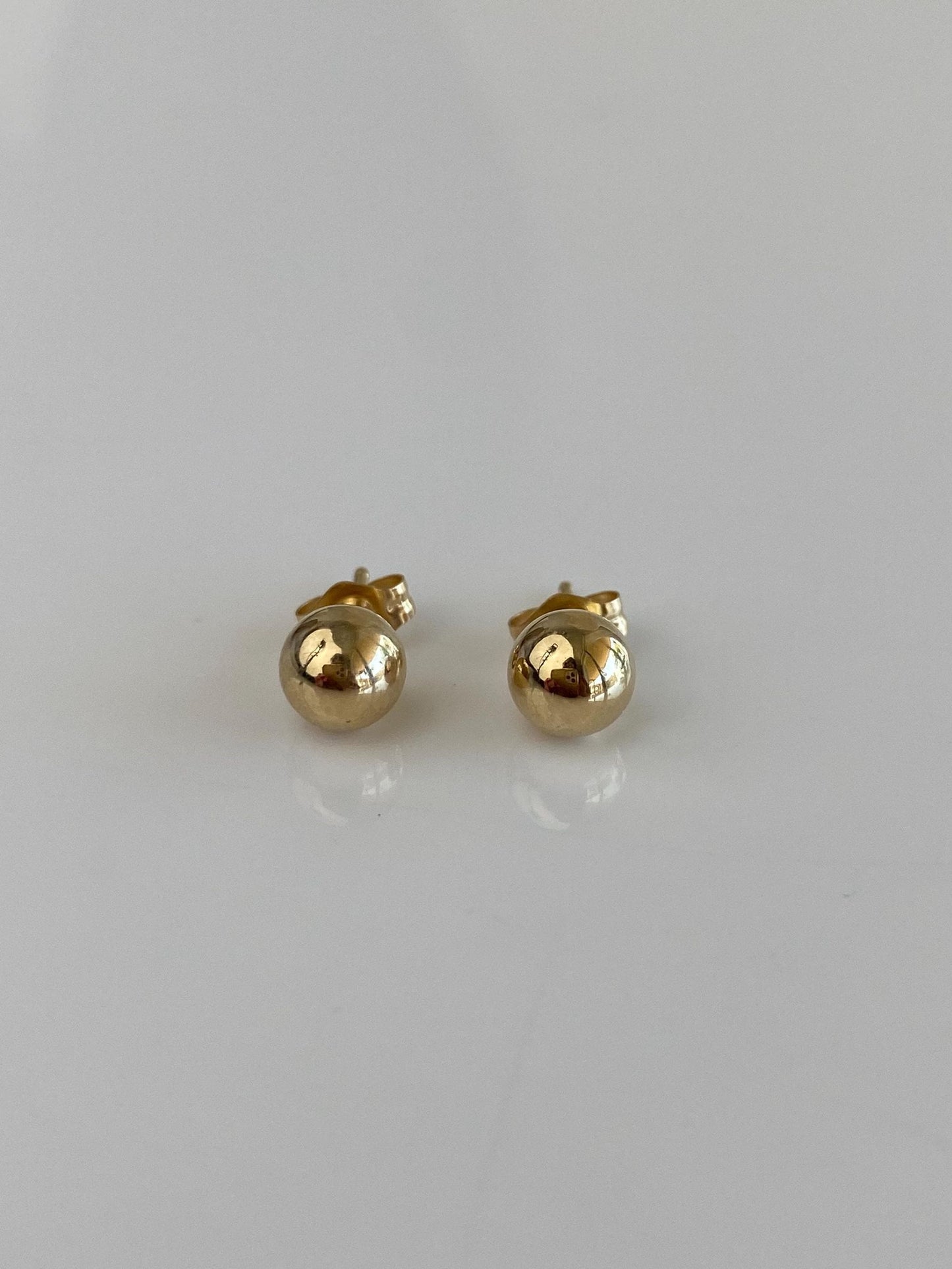 Vintage 14k Yellow Gold Ball Stud Earrings