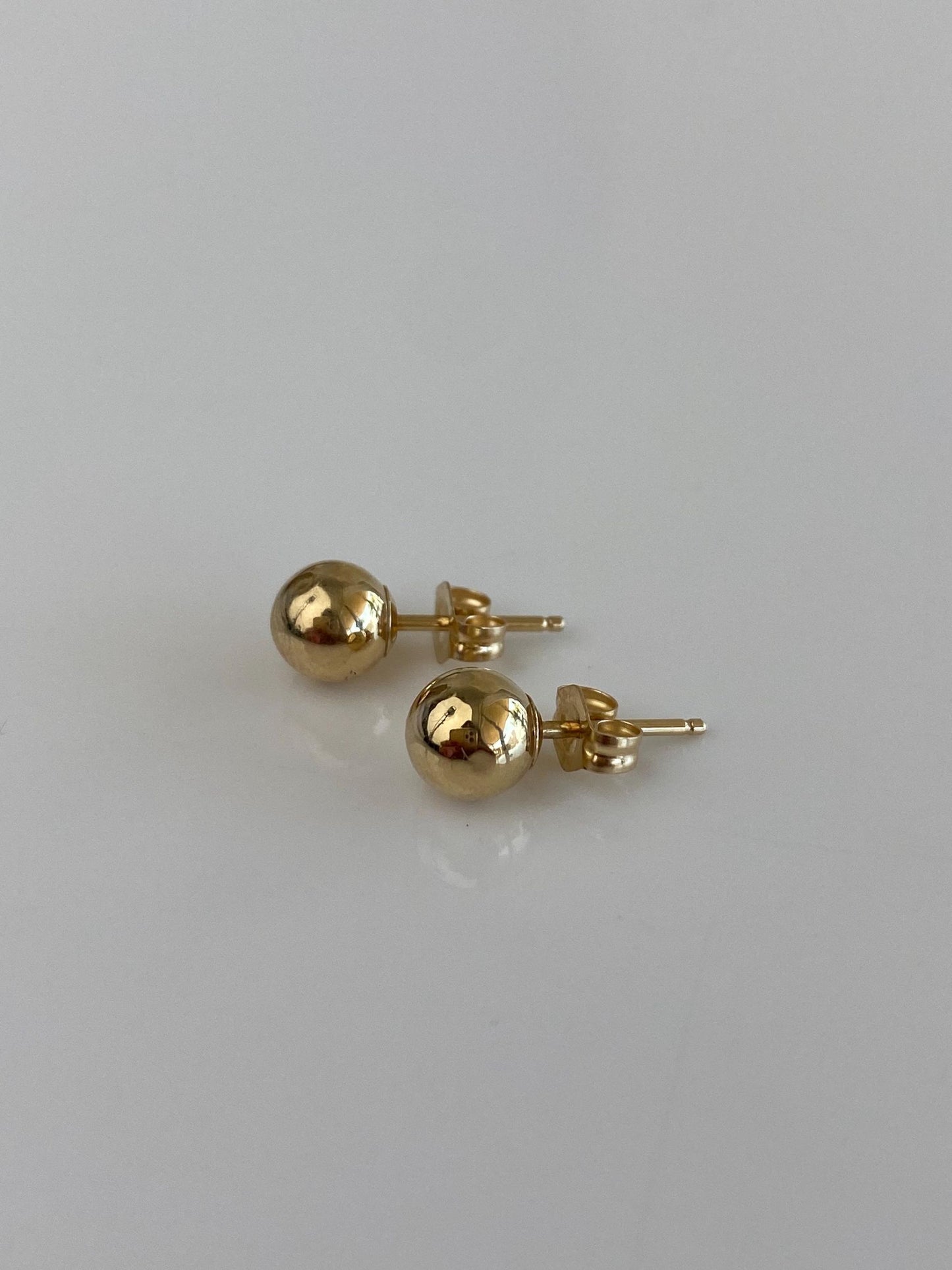 Vintage 14k Yellow Gold Ball Stud Earrings
