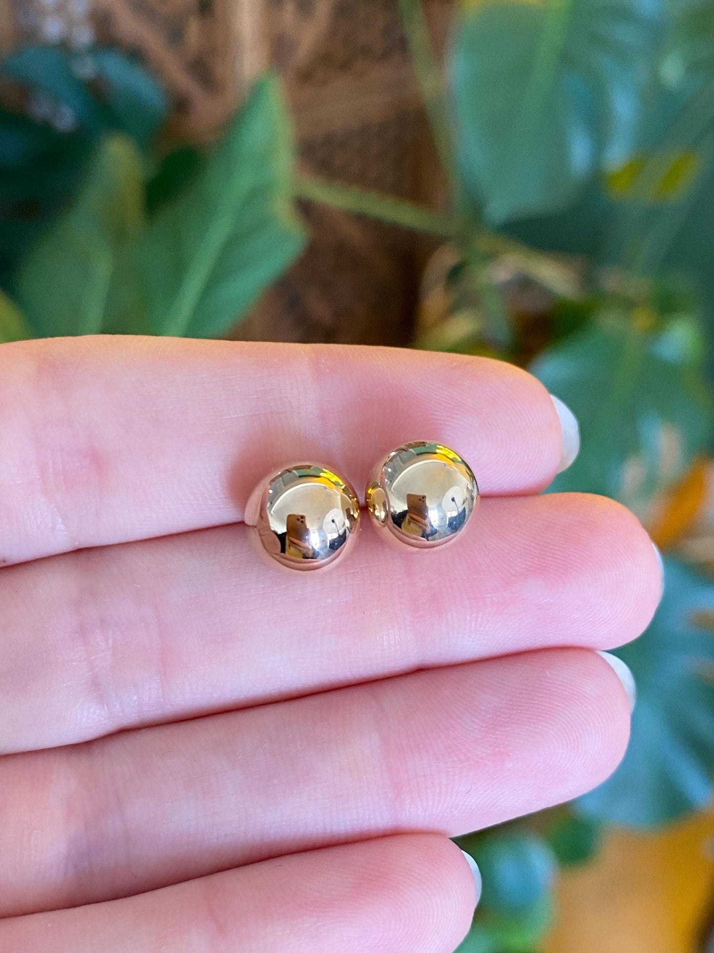 Vintage 14k Yellow Gold Ball Stud Earrings