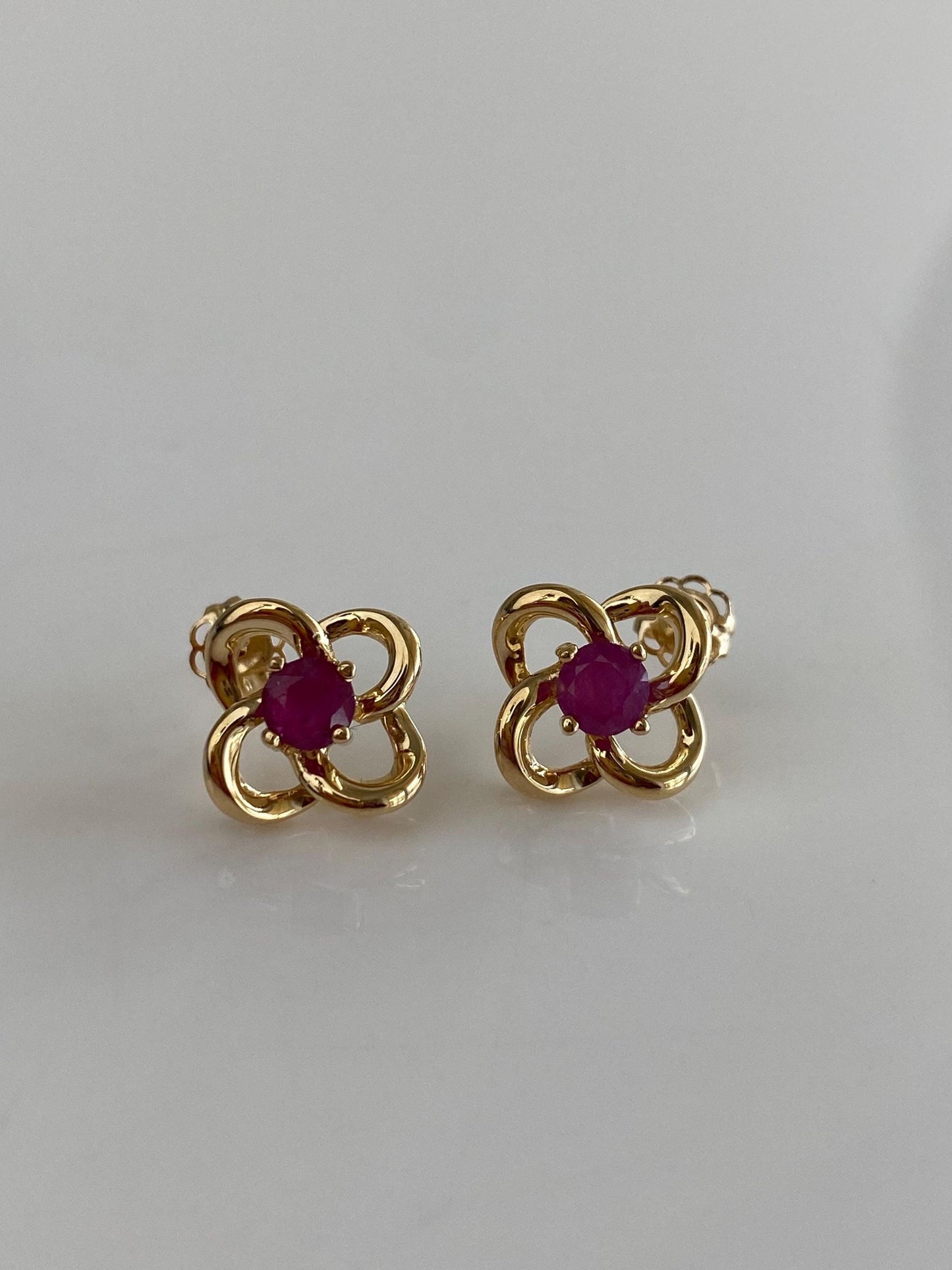 Vintage Solid 14k Yellow Gold Ruby Stud Earrings
