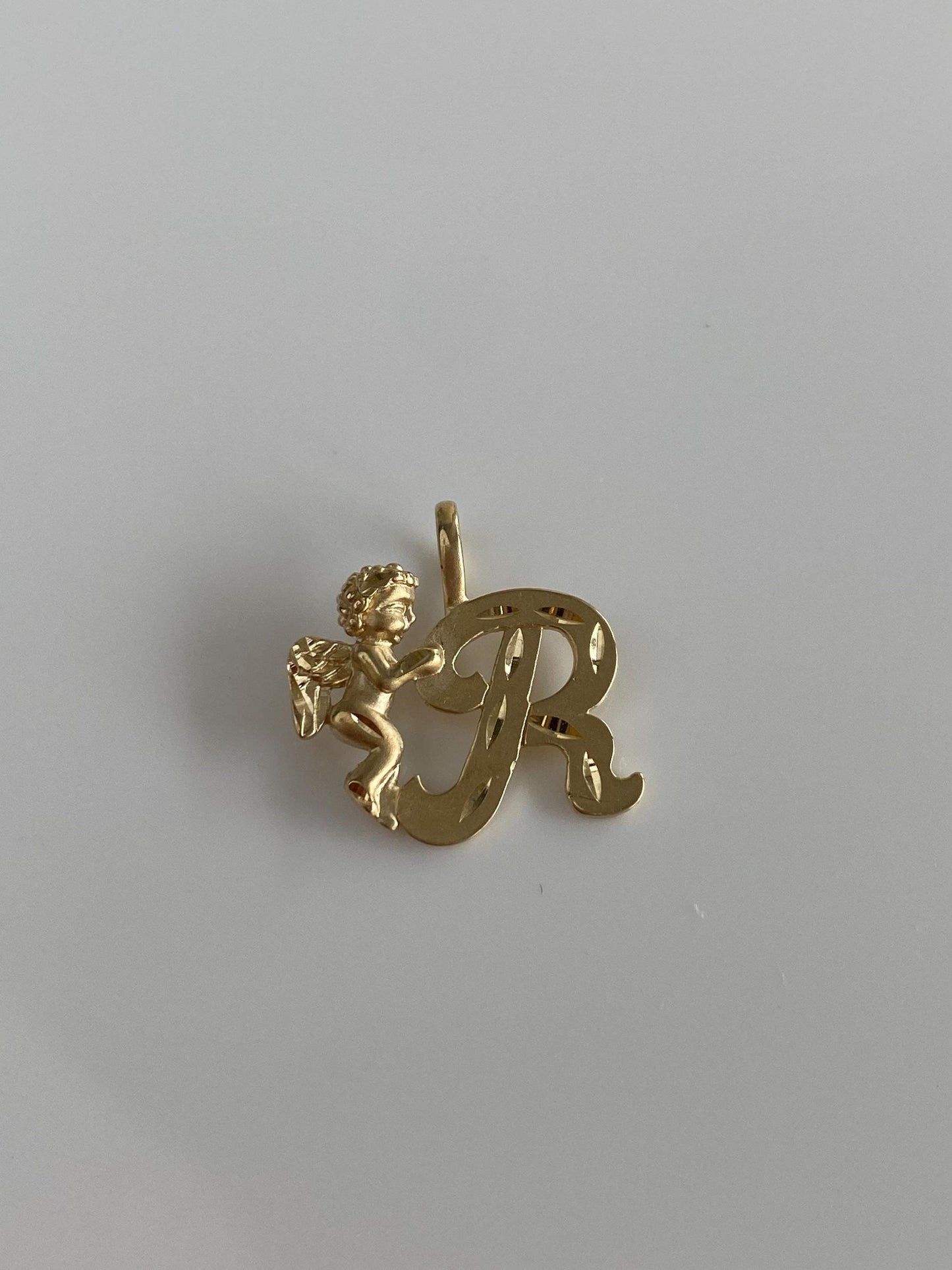 Vintage Solid 10k Yellow Gold Diamond Cut Angel Initial 'R' Charm