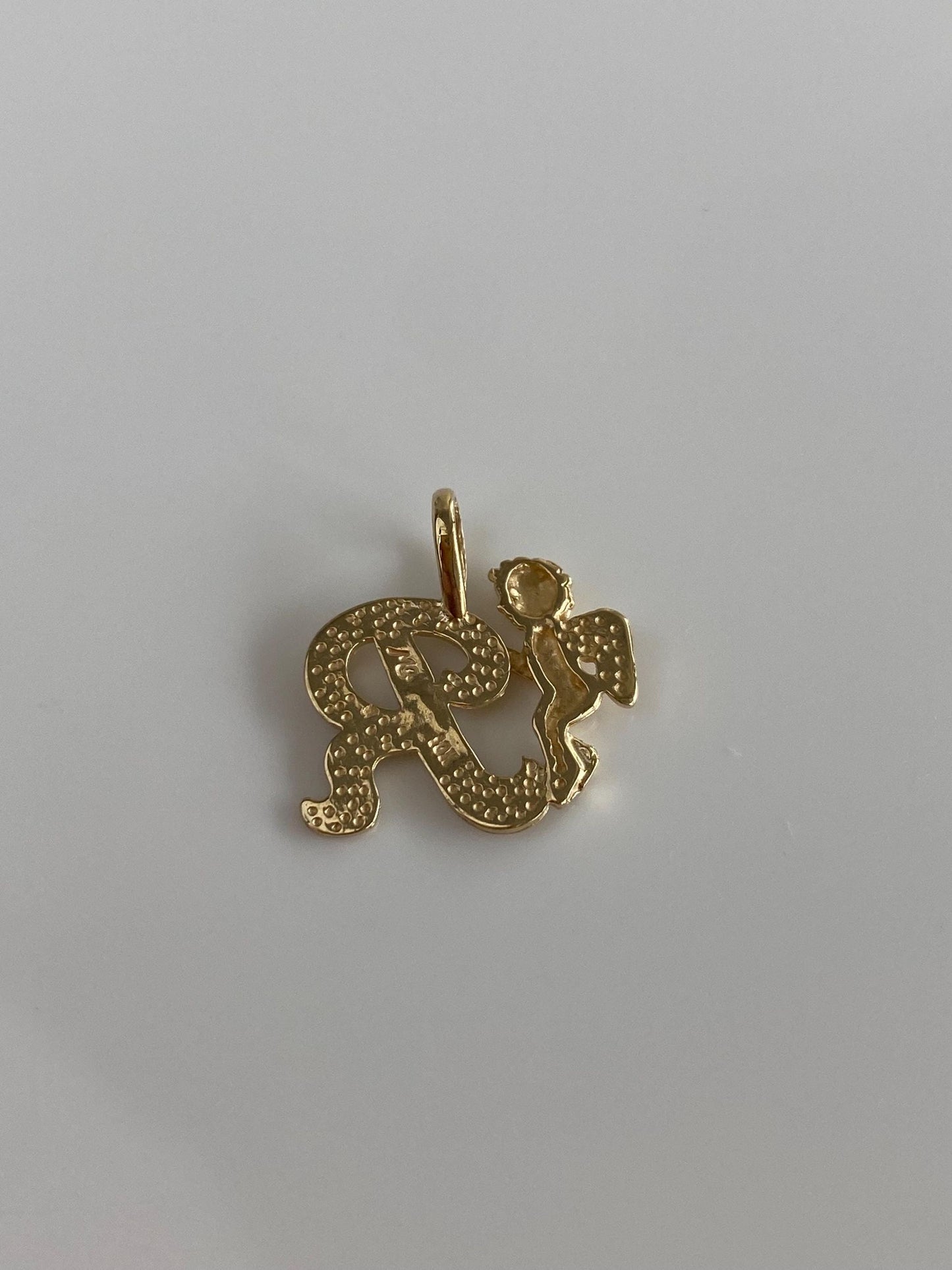 Vintage Solid 10k Yellow Gold Diamond Cut Angel Initial 'R' Charm