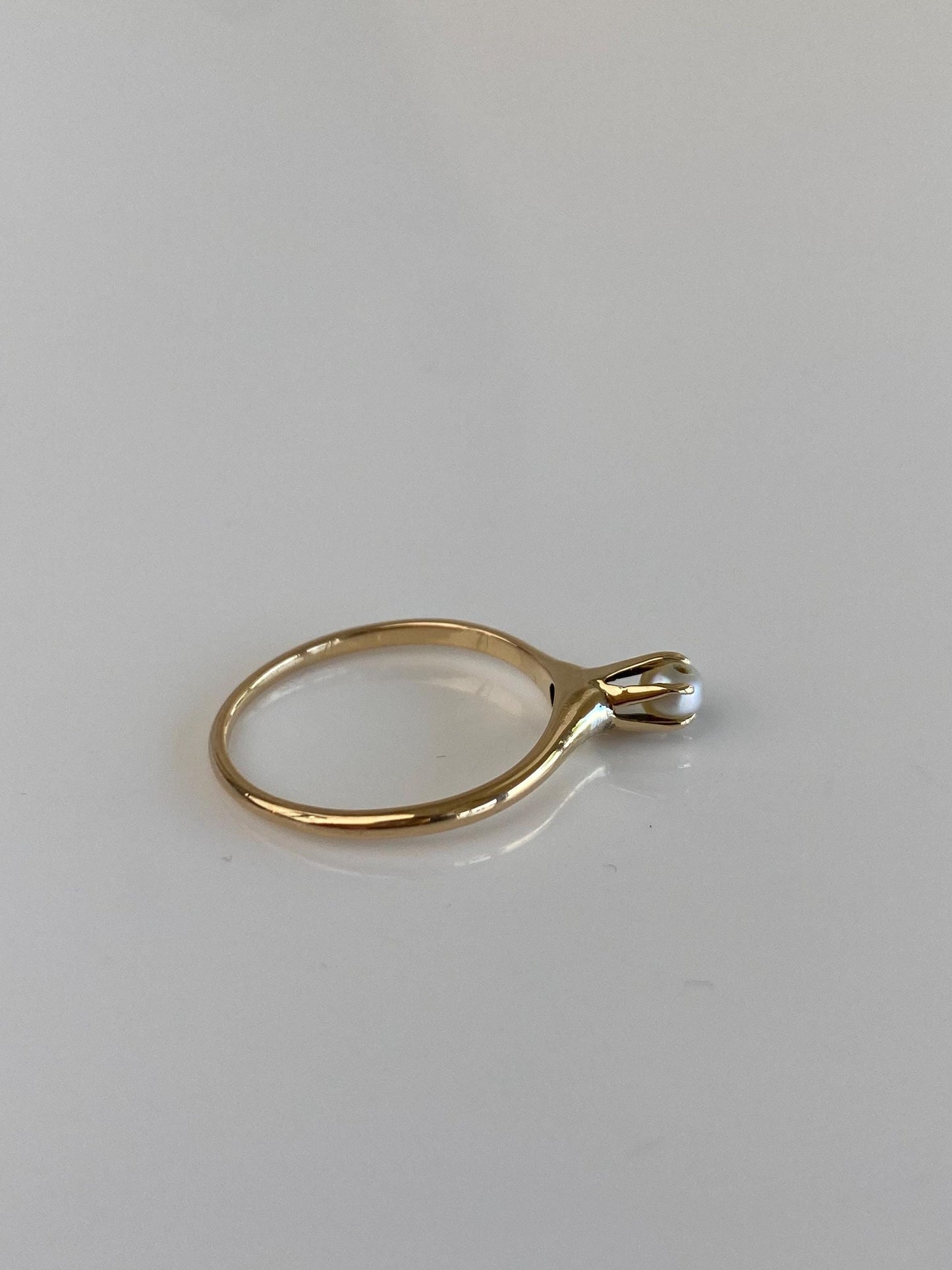 Vintage Solid 14k Yellow Gold Pearl Ring - Size 5