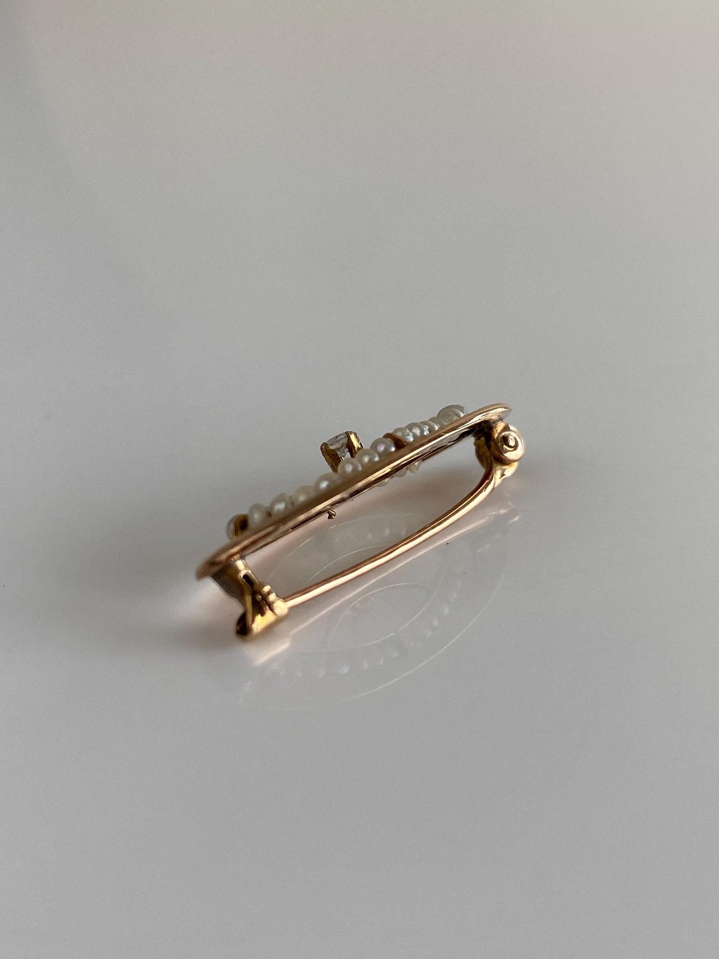 Vintage Solid 10k Rosey Gold Diamond Seed Pearls Pin