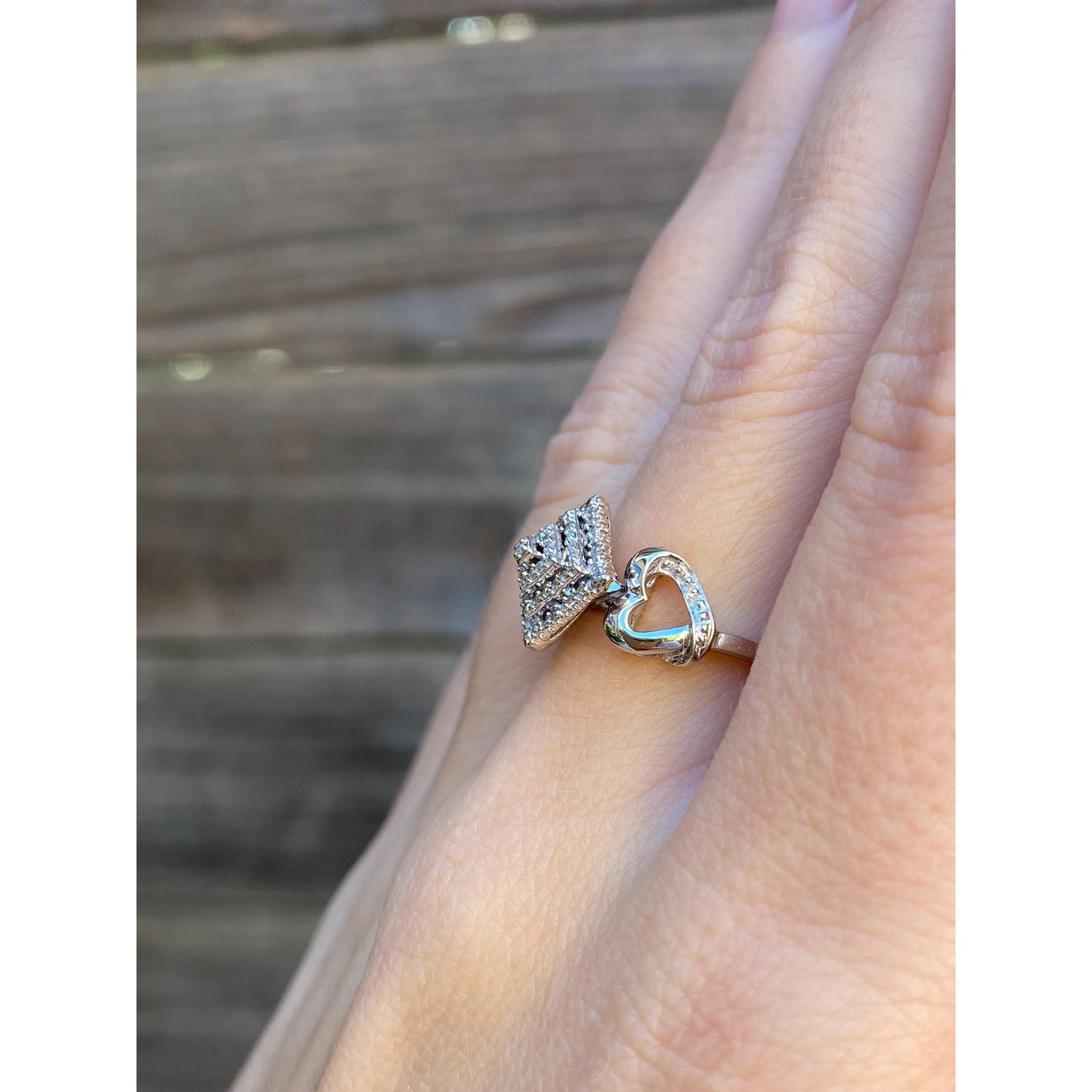 Vintage Solid 10k White Gold Diamond Ring Band - Size 6.25