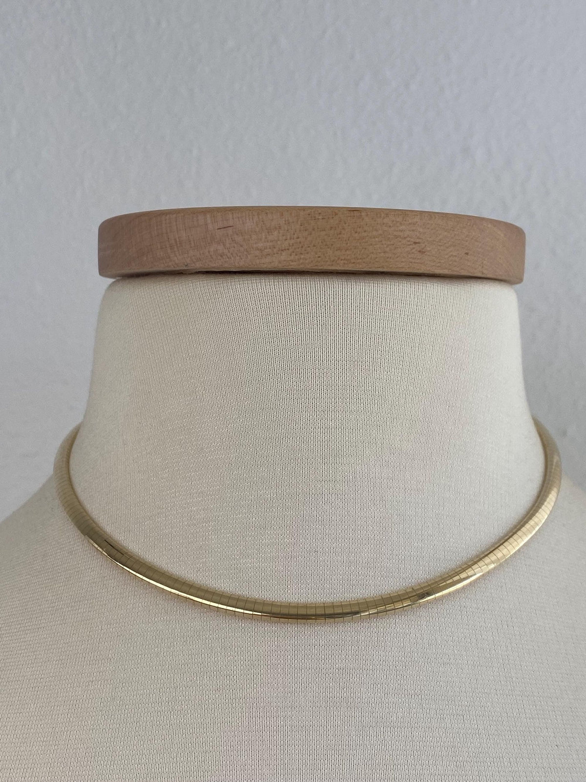 Vintage Solid 14k Yellow Gold Omega Chain Necklace - 15.5 inches