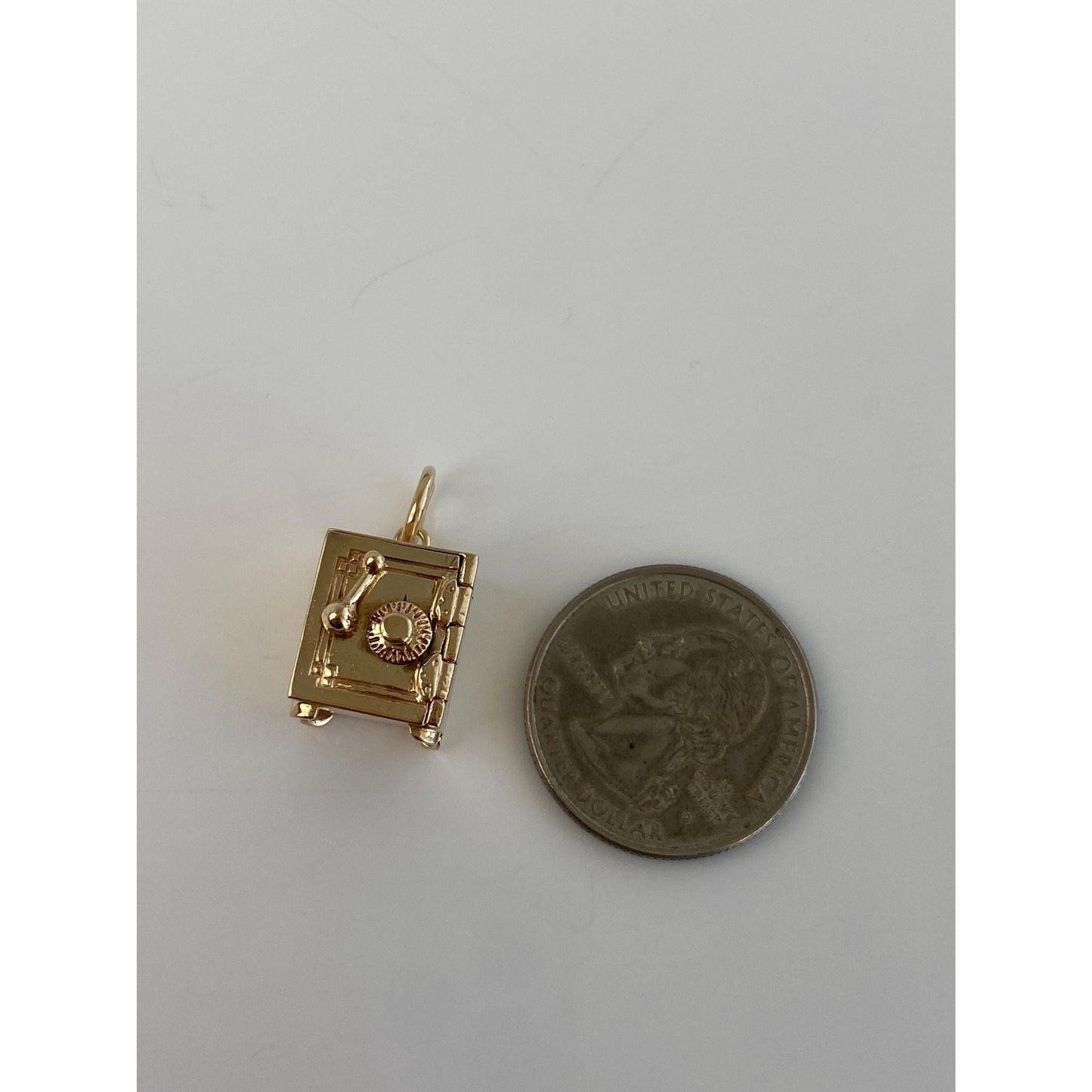 Vintage Solid 14k Yellow Gold Bank Vault Safe Charm