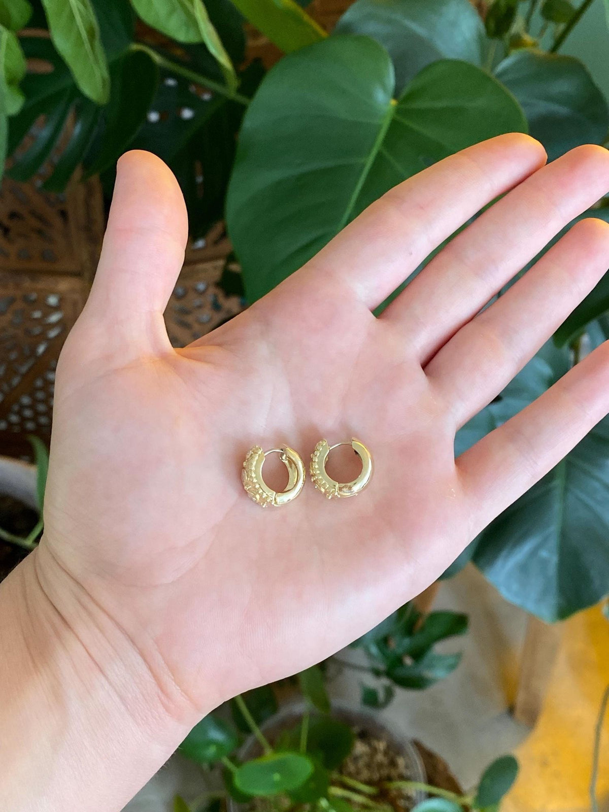 Vintage Solid 14k Yellow Gold Diamonds Chunky Designed Hoop Earrings