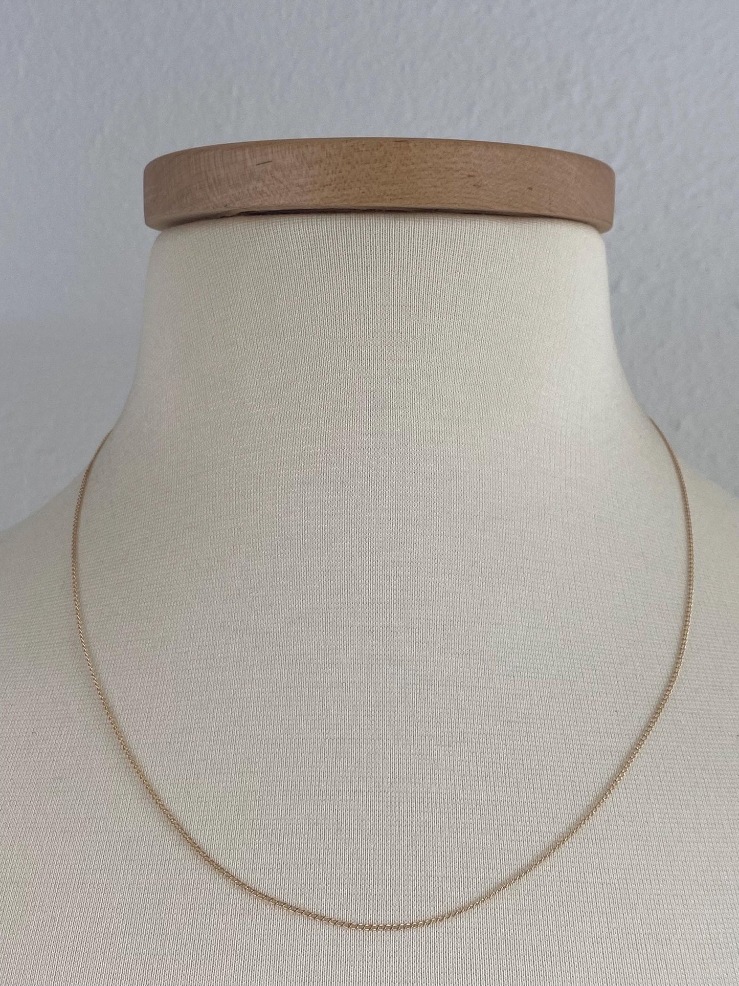 Vintage Solid 14k Yellow Gold Dainty Curb Chain Necklace - 20.25 inches