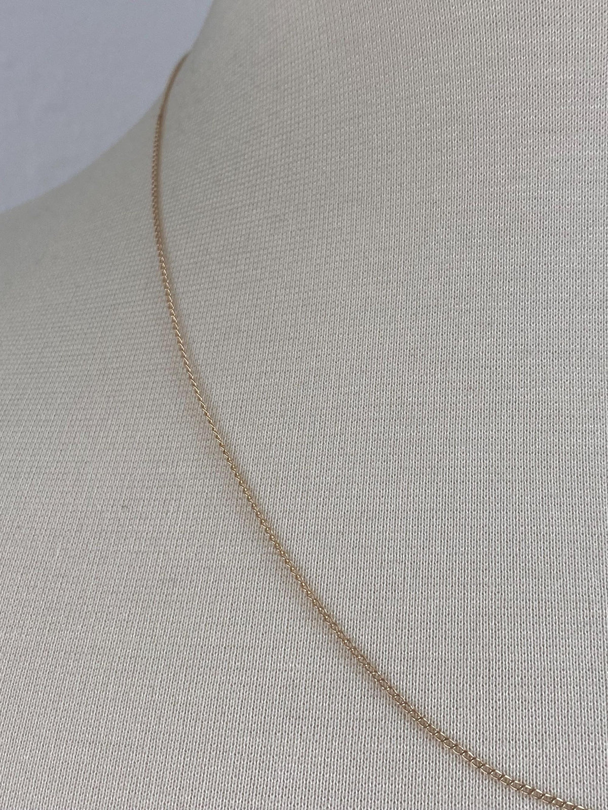 Vintage Solid 14k Yellow Gold Dainty Curb Chain Necklace - 20.25 inches