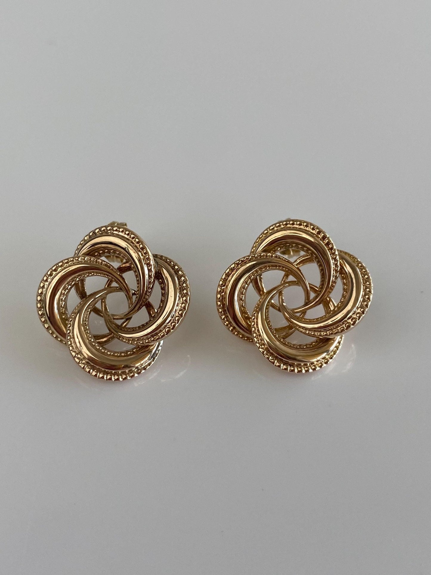 Vintage 10k Yellow Gold Old Designed Knot Stud Earrings
