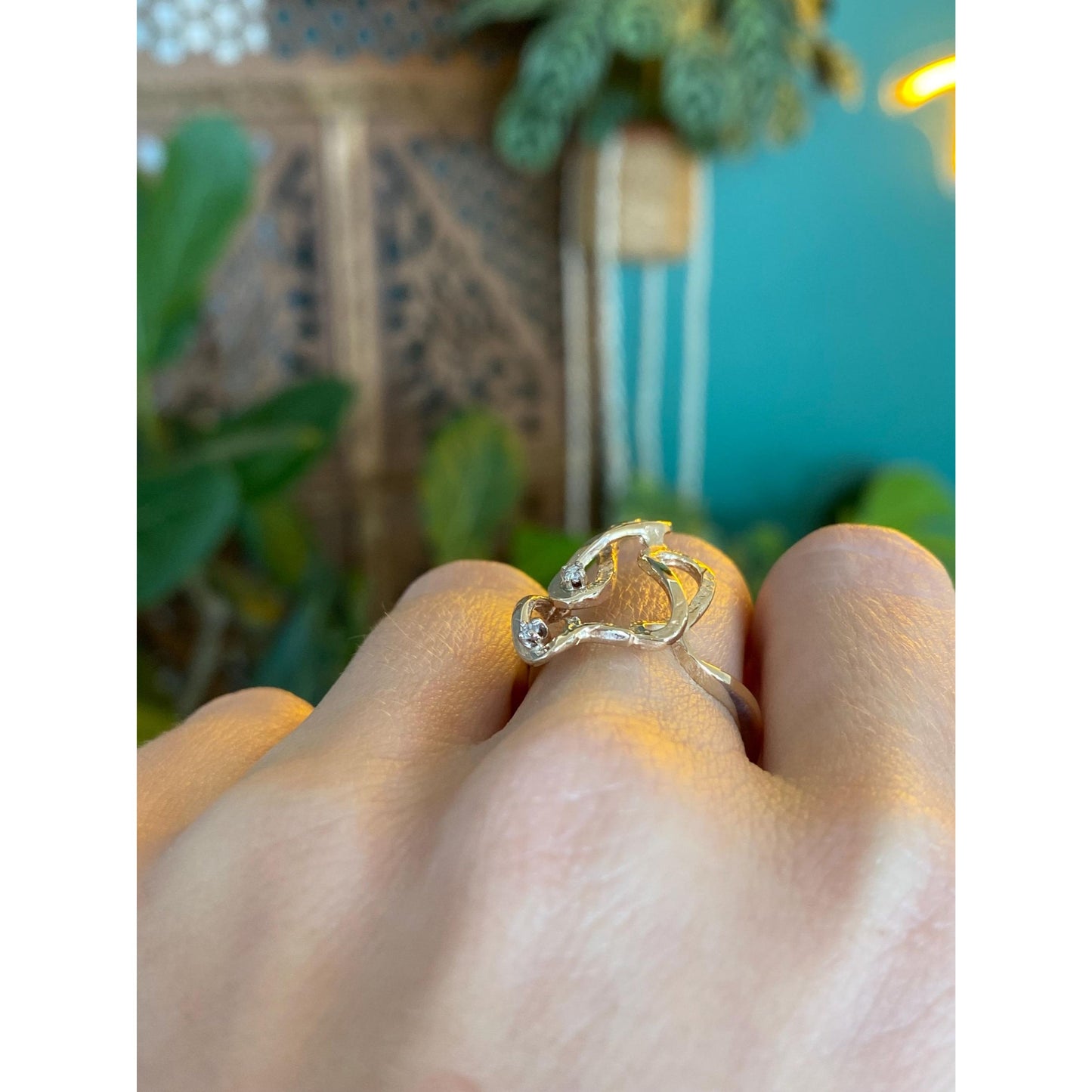 Vintage Solid 14k Yellow Gold Clear Sapphire Loops Ring - Size 6.5