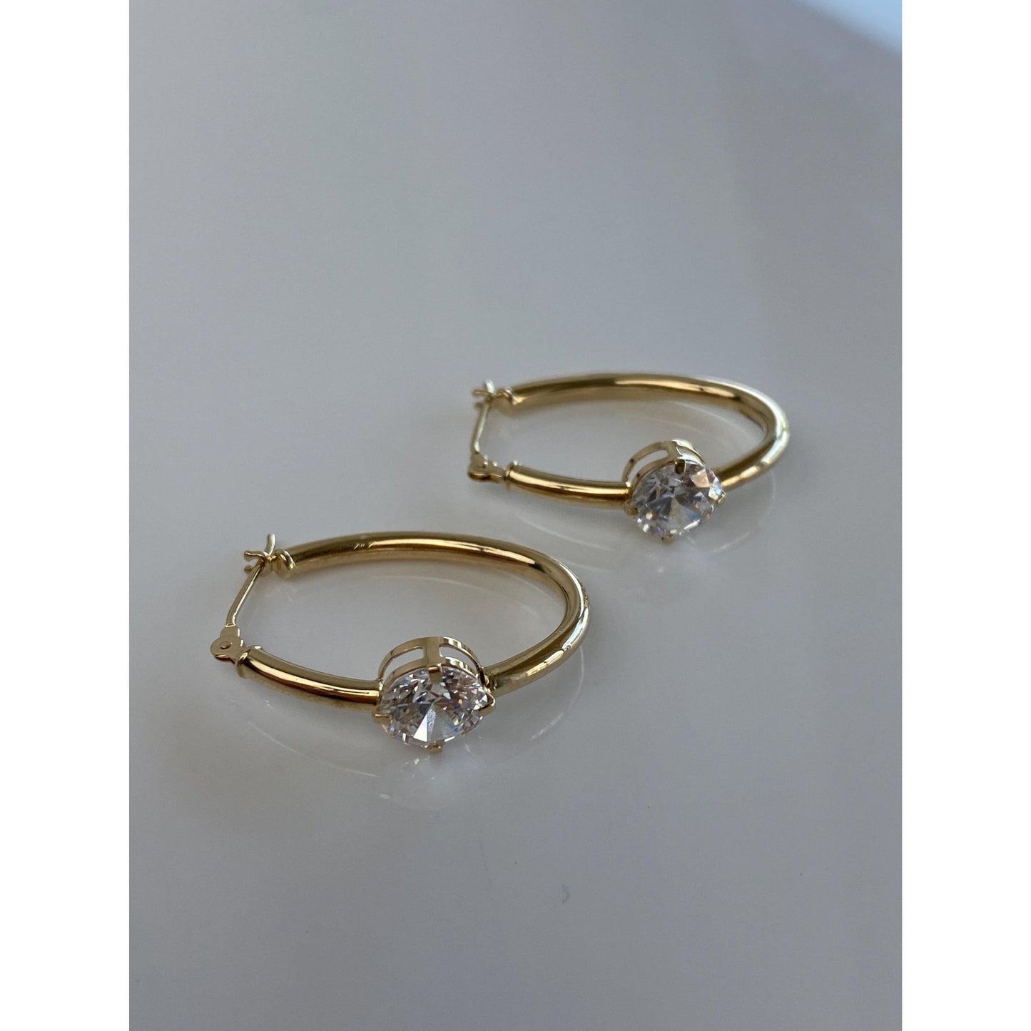 Vintage 14k Yellow Gold Cubic Zirconia Oval Hoop Earrings