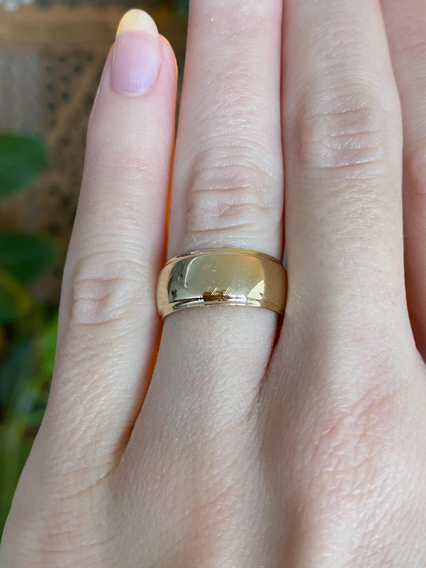 Vintage Solid 14k Yellow Gold Wide Lined Ring Band - Size 5.75