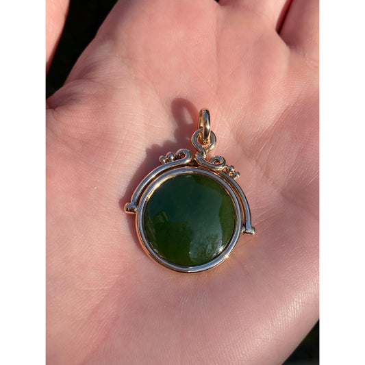 Vintage Solid 14k Yellow Gold Green Jade Fob Charm