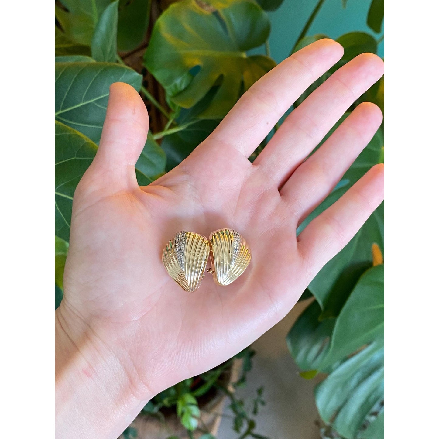 Vintage Solid 14k White & Yellow Gold Diamond Fluted Domed Earrings