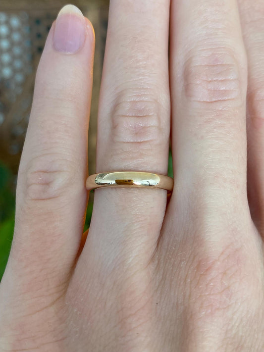 Vintage Solid 14k Yellow Gold Ring Band - Size 5.75