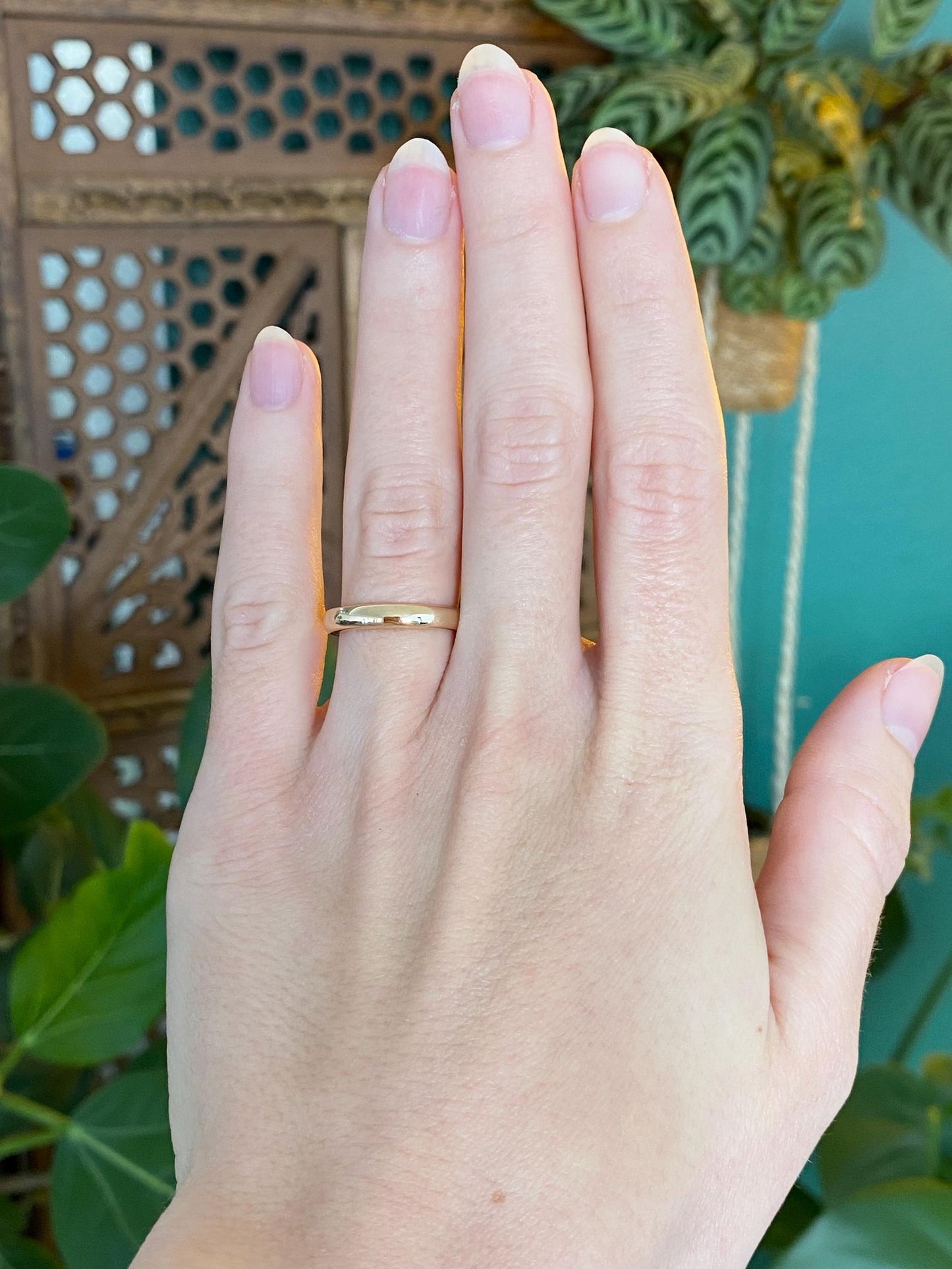 Vintage Solid 14k Yellow Gold Ring Band - Size 5.75