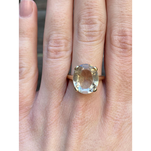 Vintage Solid 10k Yellow Gold Clear Quartz Ring - Size 7.5