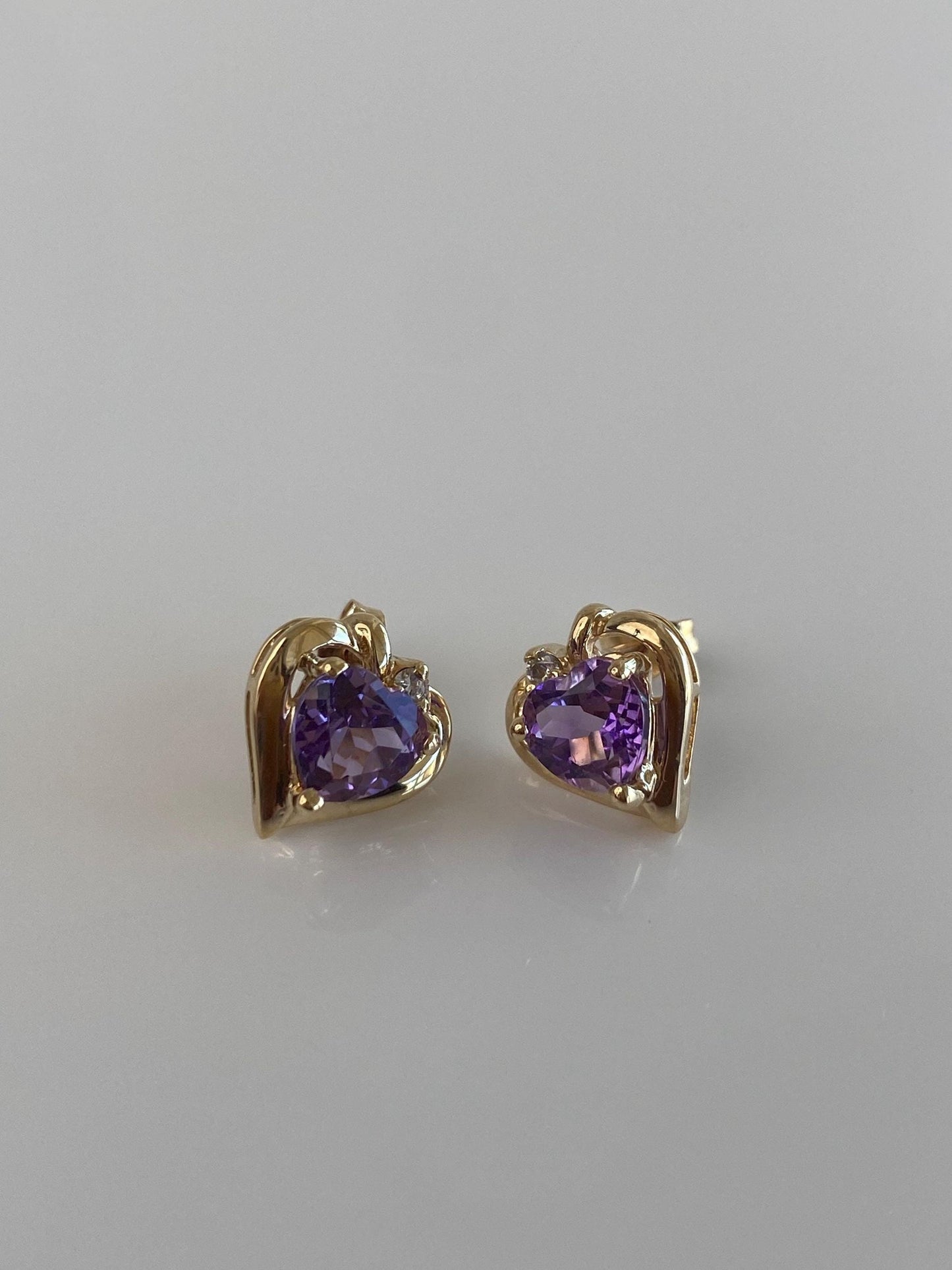 Vintage Solid 10k Yellow Gold Amethyst Heart & Diamond Stud Earrings