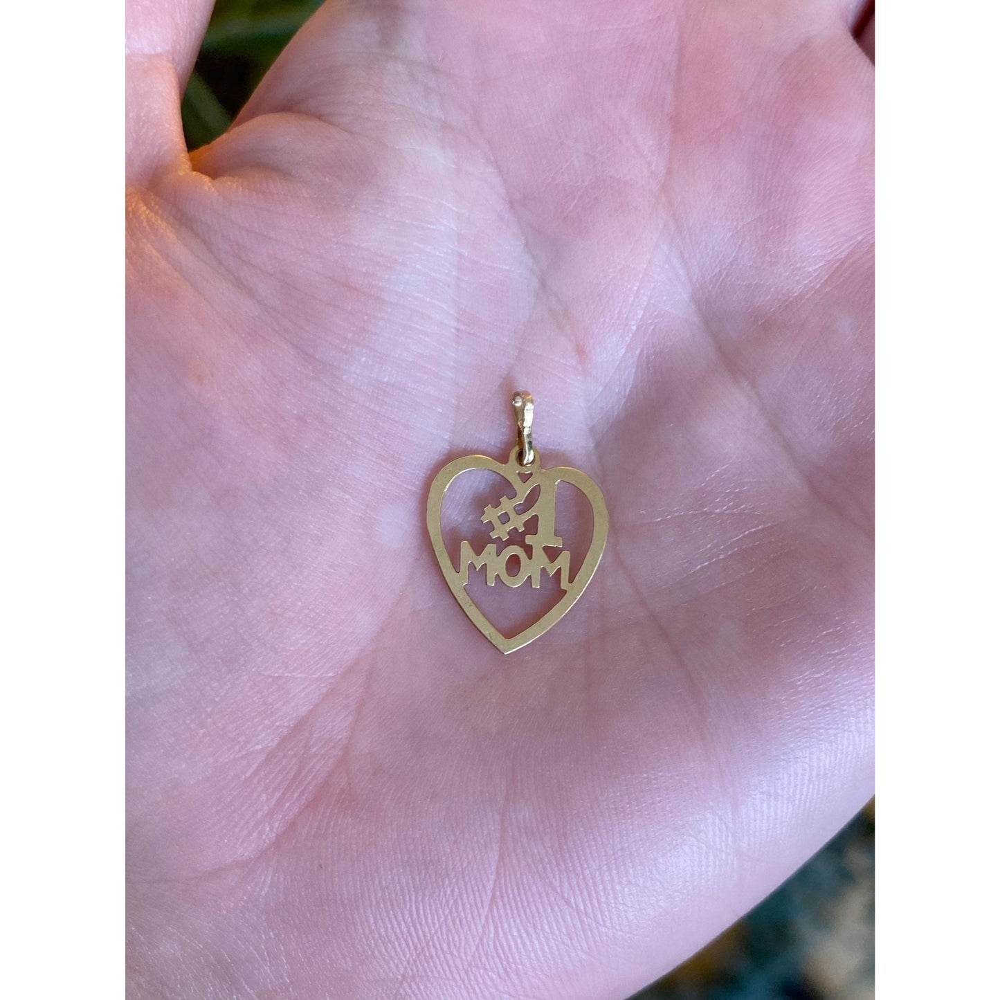 Vintage Solid 14k Yellow Gold #1 Mom Heart Charm
