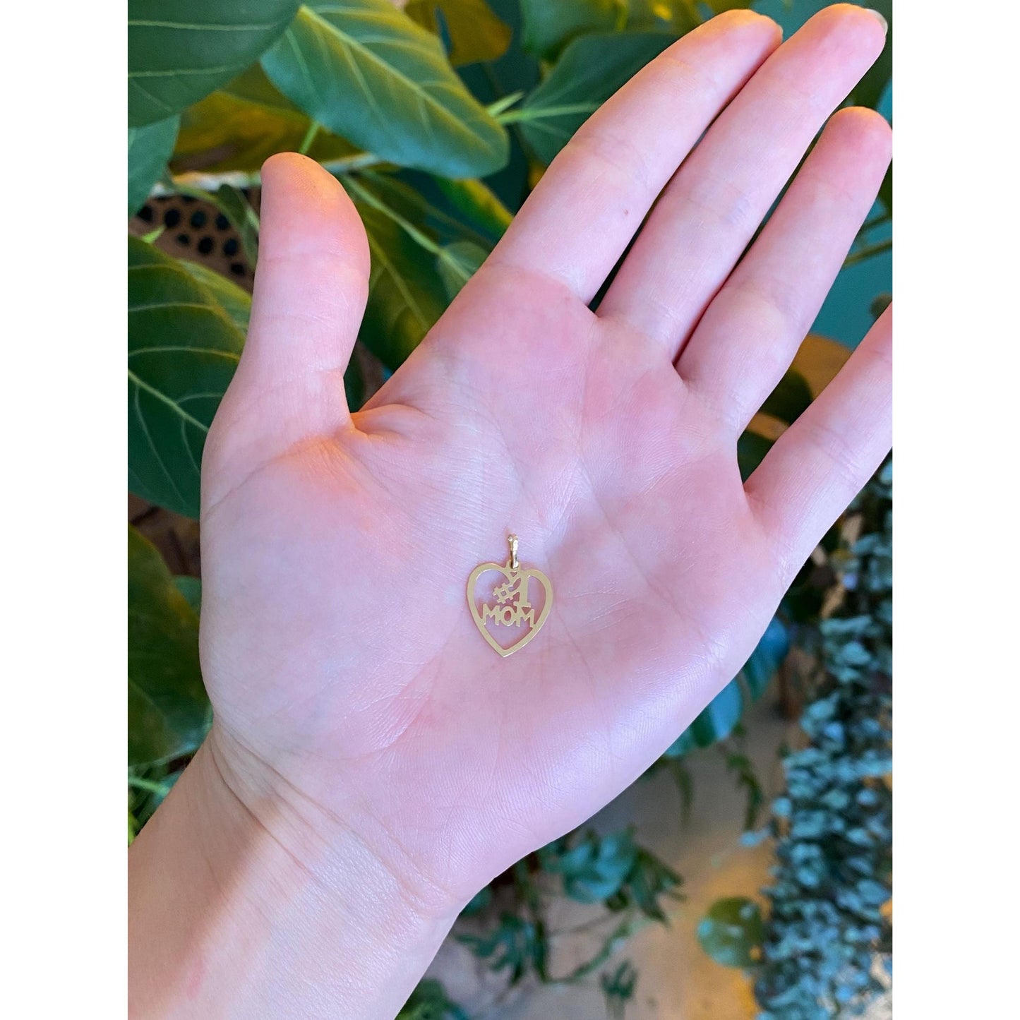 Vintage Solid 14k Yellow Gold #1 Mom Heart Charm
