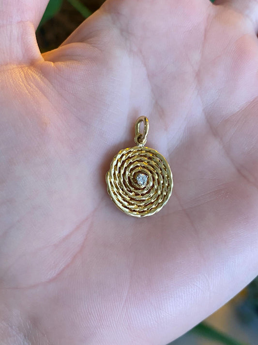 Vintage Solid 18k Yellow Gold Diamond Spiral Charm