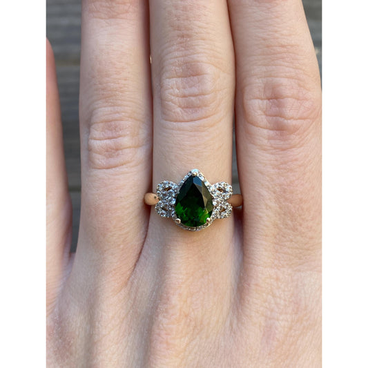 Vintage Solid 10k Yellow Gold Clear Spinel Green Tourmaline Ring - Size 7.75