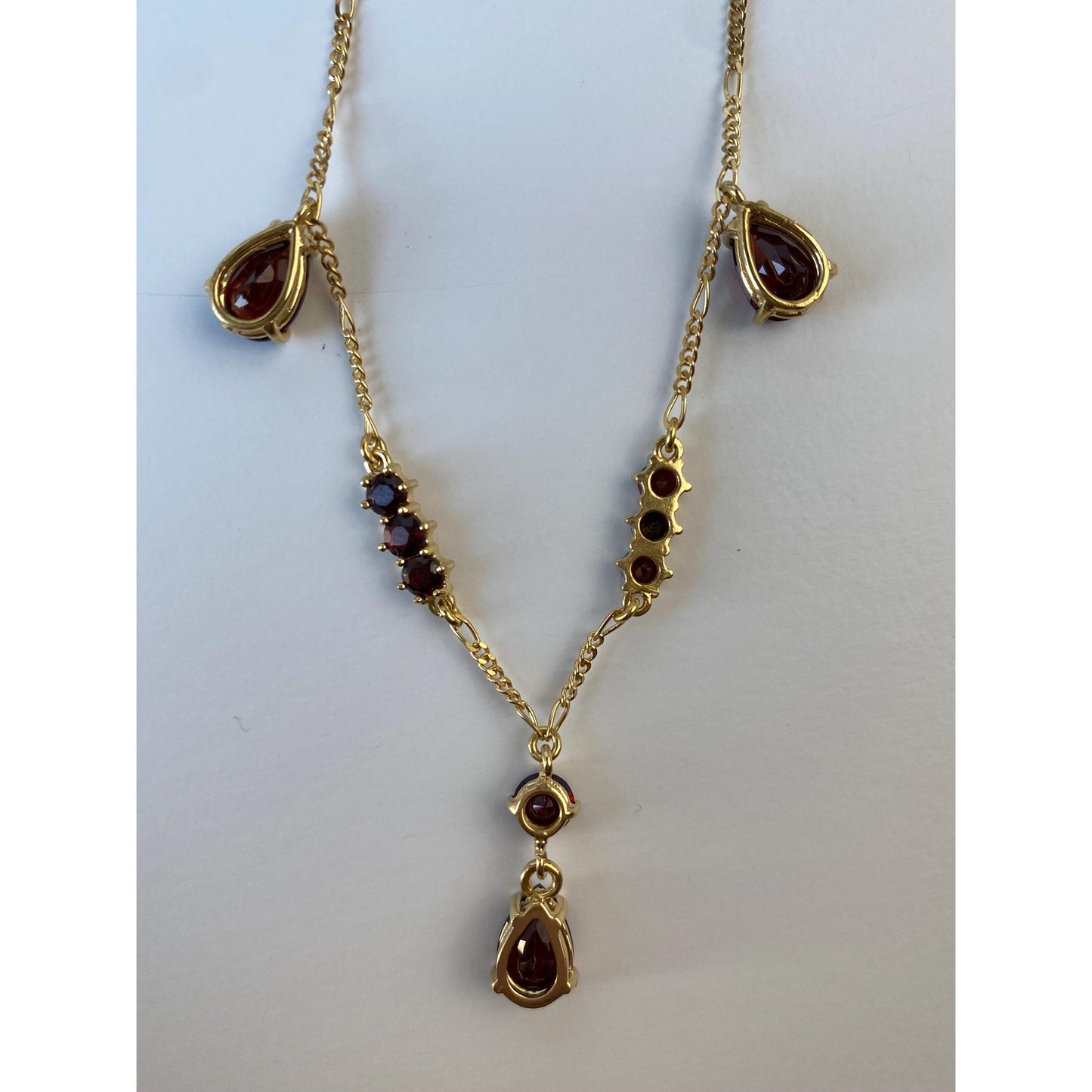 Vintage Solid 18k Yellow Gold Garnet Figaro Chain Necklace - 16.5 inches