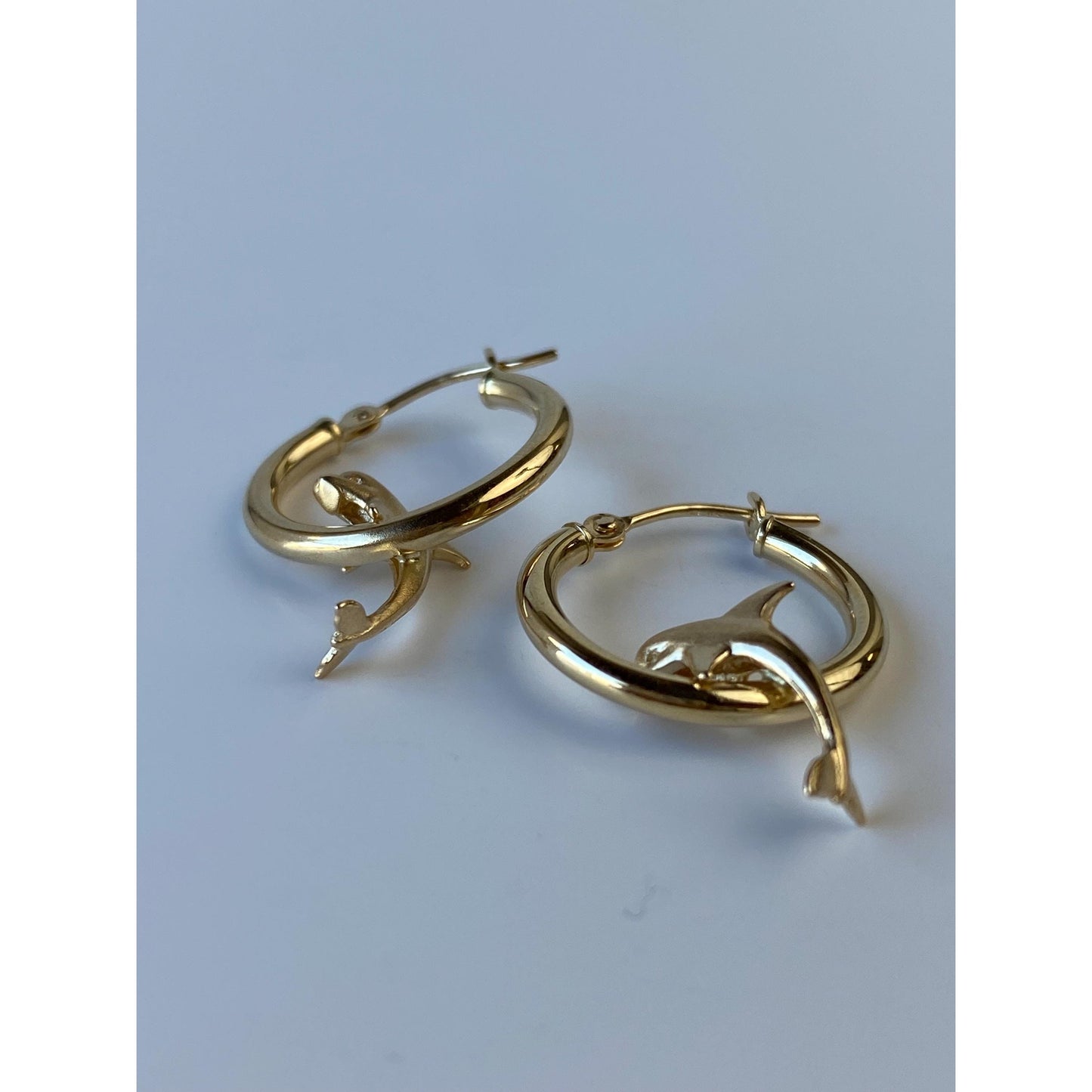 Vintage 14k Yellow Gold Dolphin Hoop Earrings