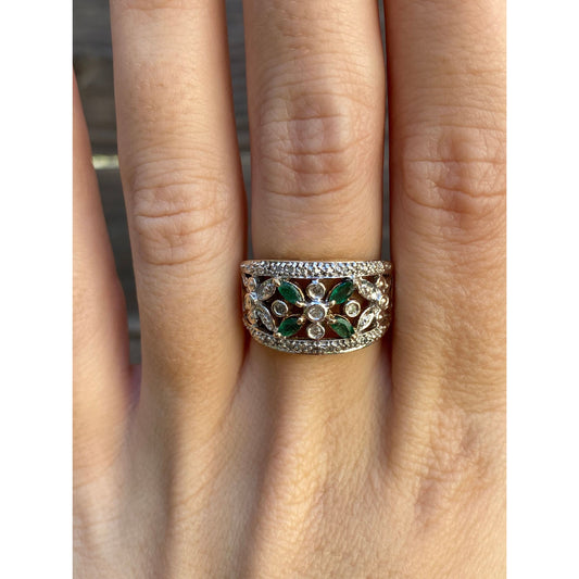 Vintage Solid 10k White & Yellow Gold Diamond Emerald Ring - Size 6