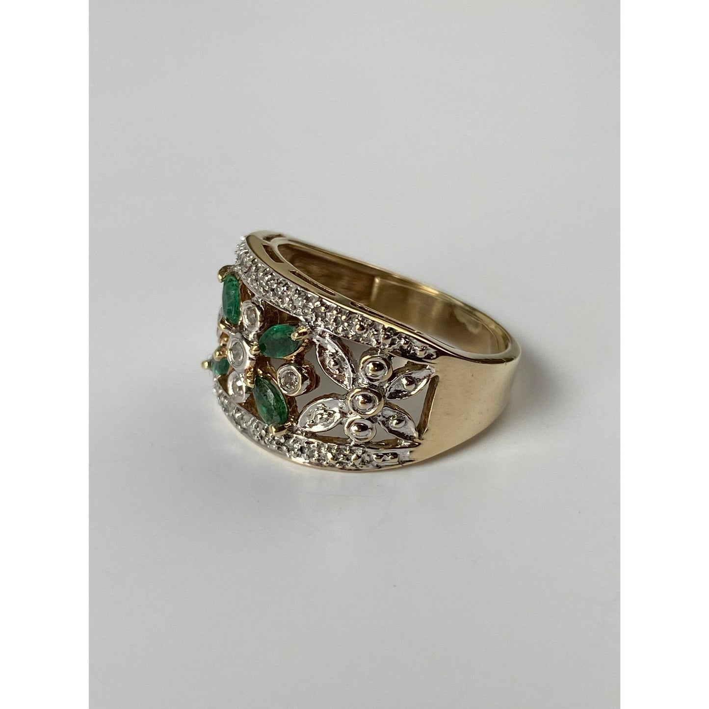 Vintage Solid 10k White & Yellow Gold Diamond Emerald Ring - Size 6