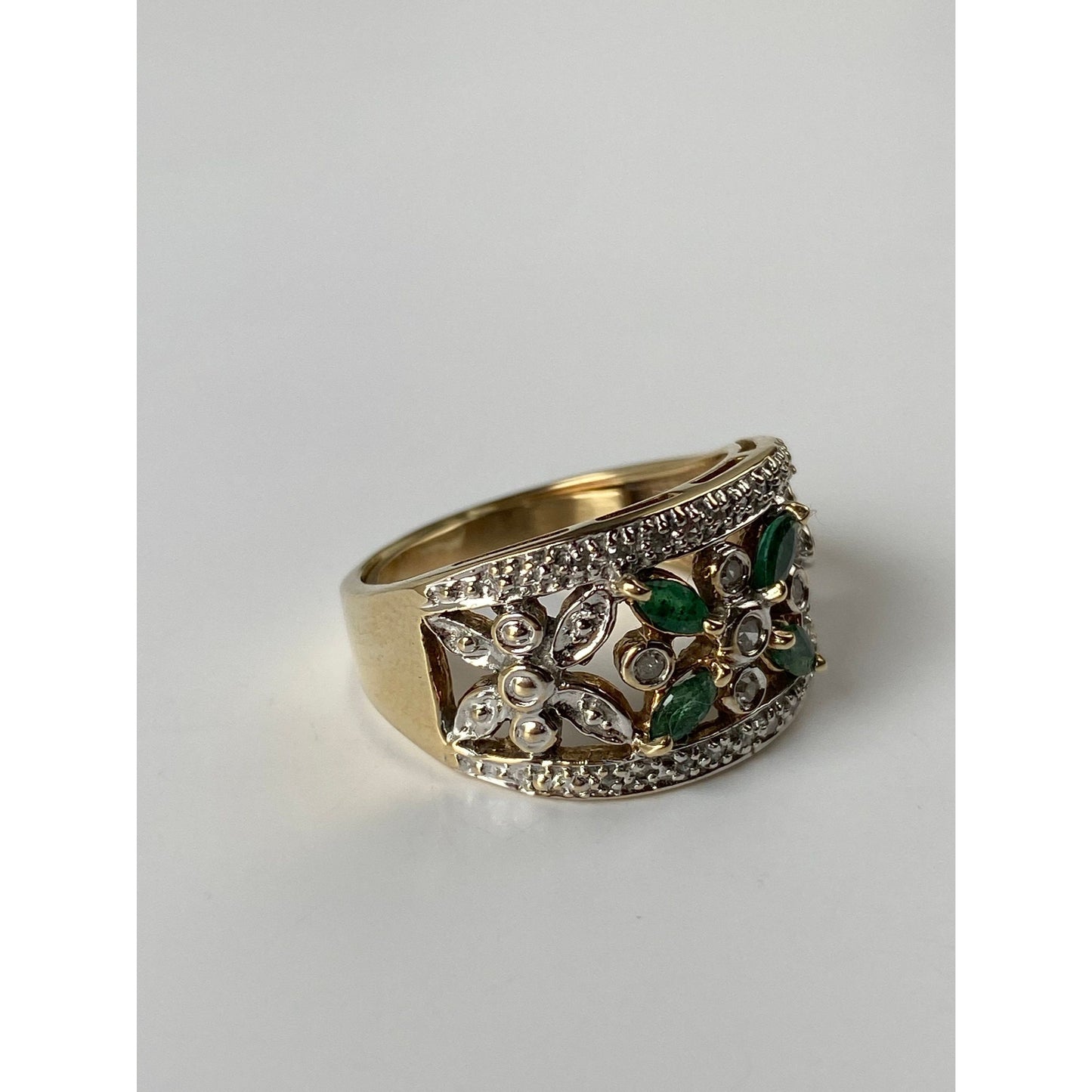 Vintage Solid 10k White & Yellow Gold Diamond Emerald Ring - Size 6