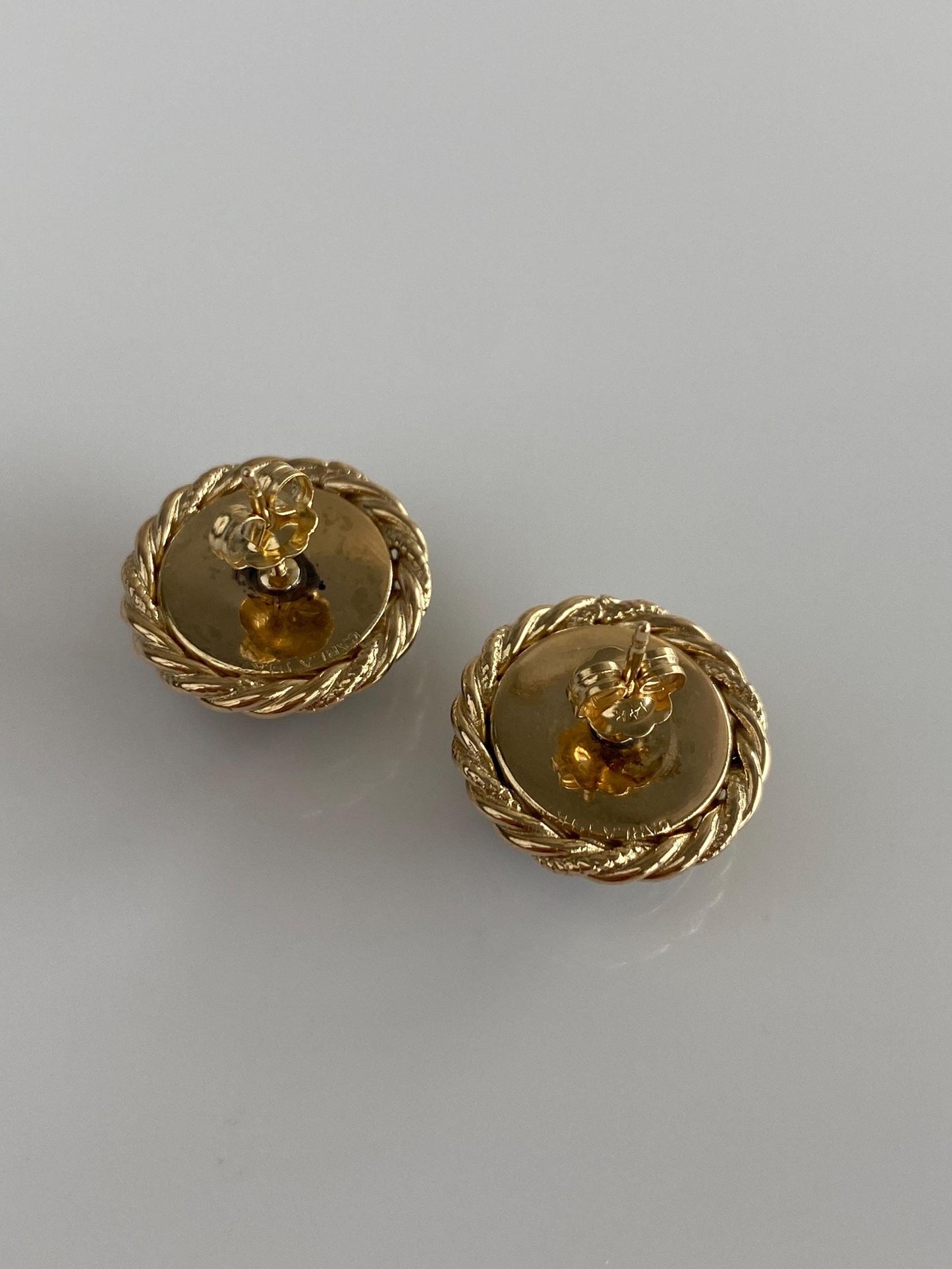 Vintage Solid 14k Yellow Gold Onyx Stud Earrings
