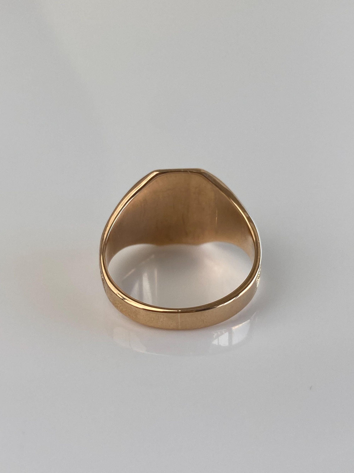 Vintage Solid 10k Rosey Gold Monogram Designed Signet Ring - Size 8.25