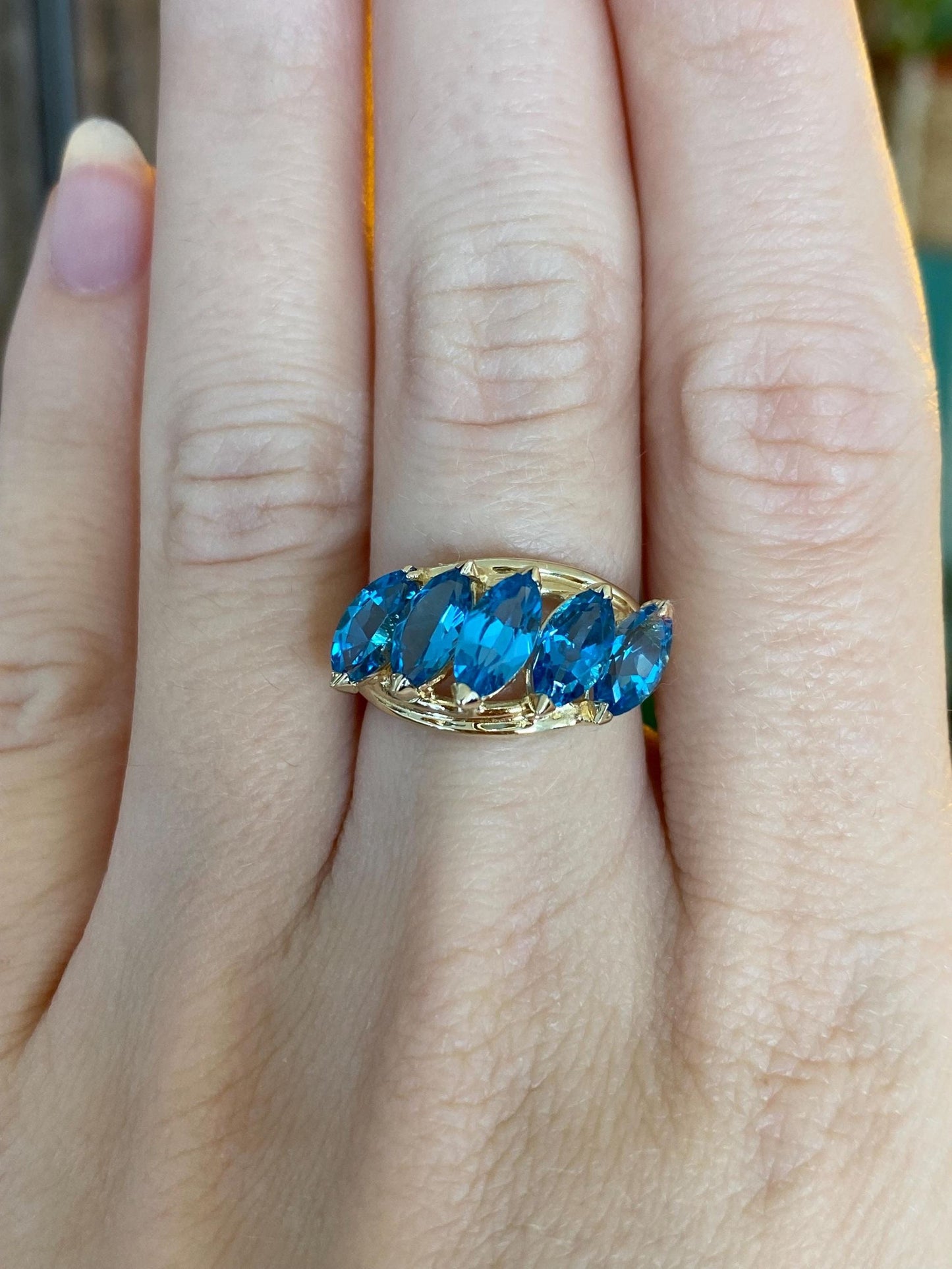 Vintage Solid 14k Yellow Gold Marquise Topaz Row Ring - Size 6.5