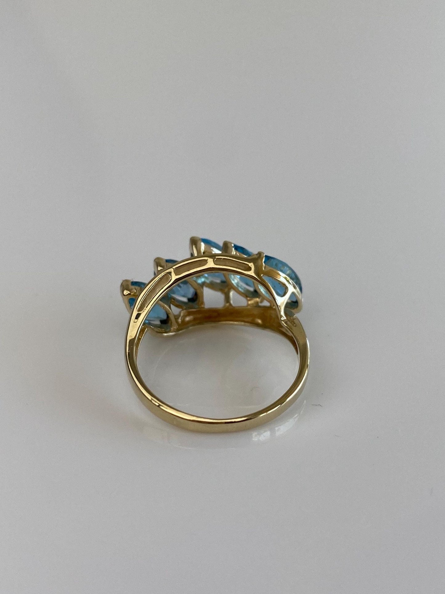 Vintage Solid 14k Yellow Gold Marquise Topaz Row Ring - Size 6.5