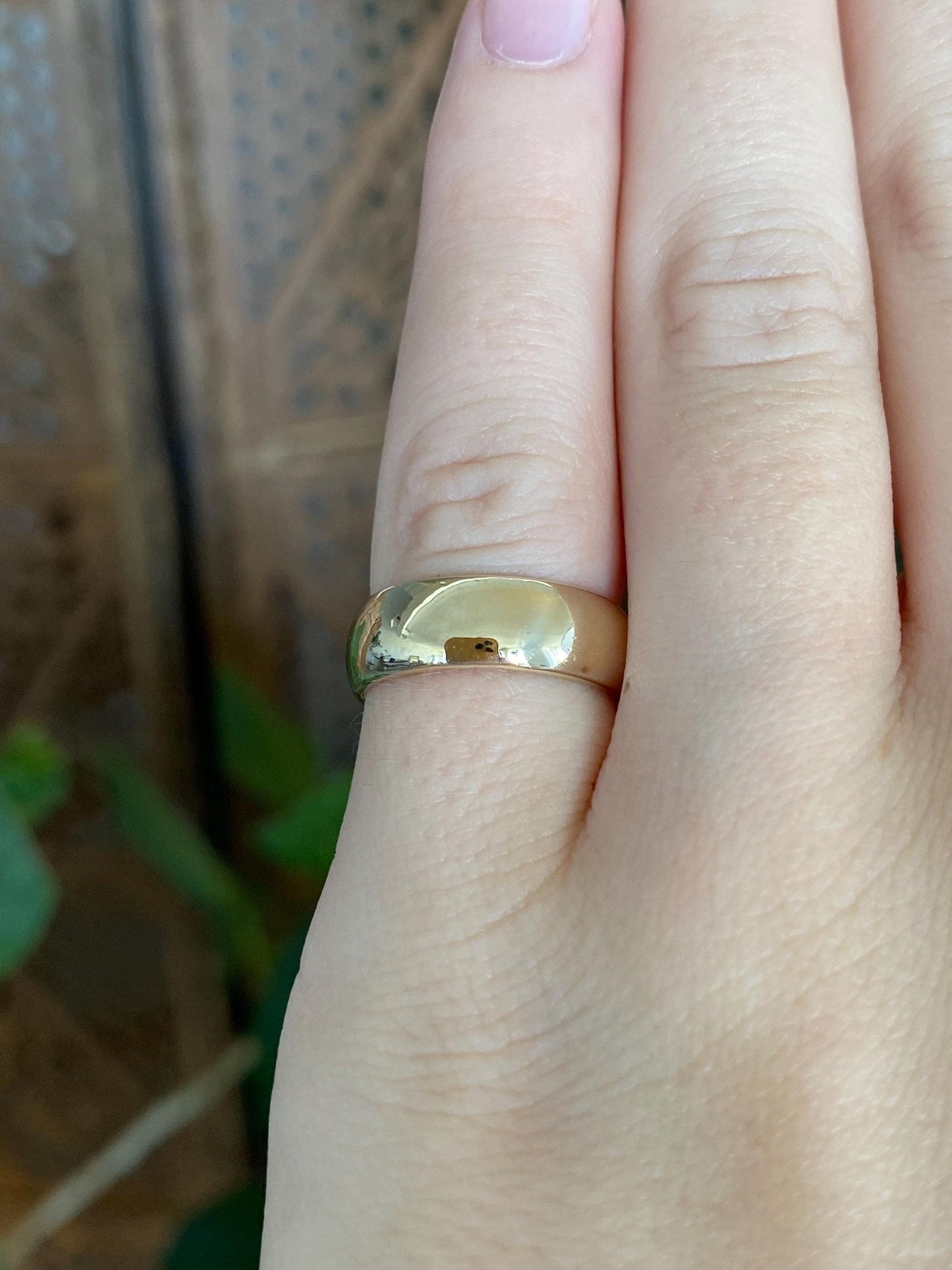 Vintage Solid 14k Yellow Gold Wide Ring Band - Size 4.25