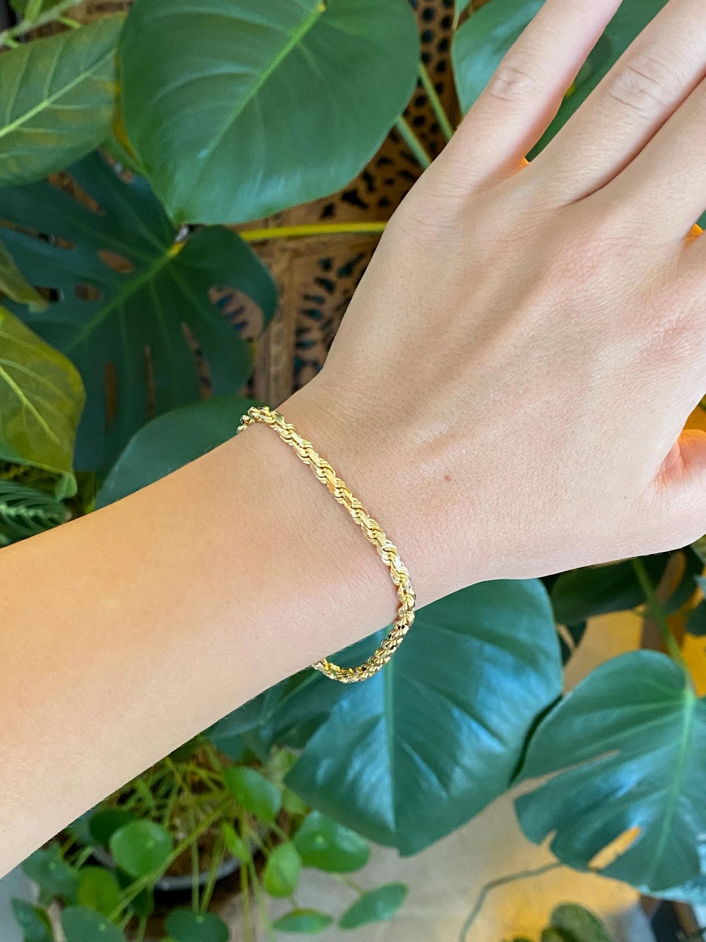 Vintage Solid 14k Yellow Gold Diamond Cut Rope Chain Bracelet - 8 inches