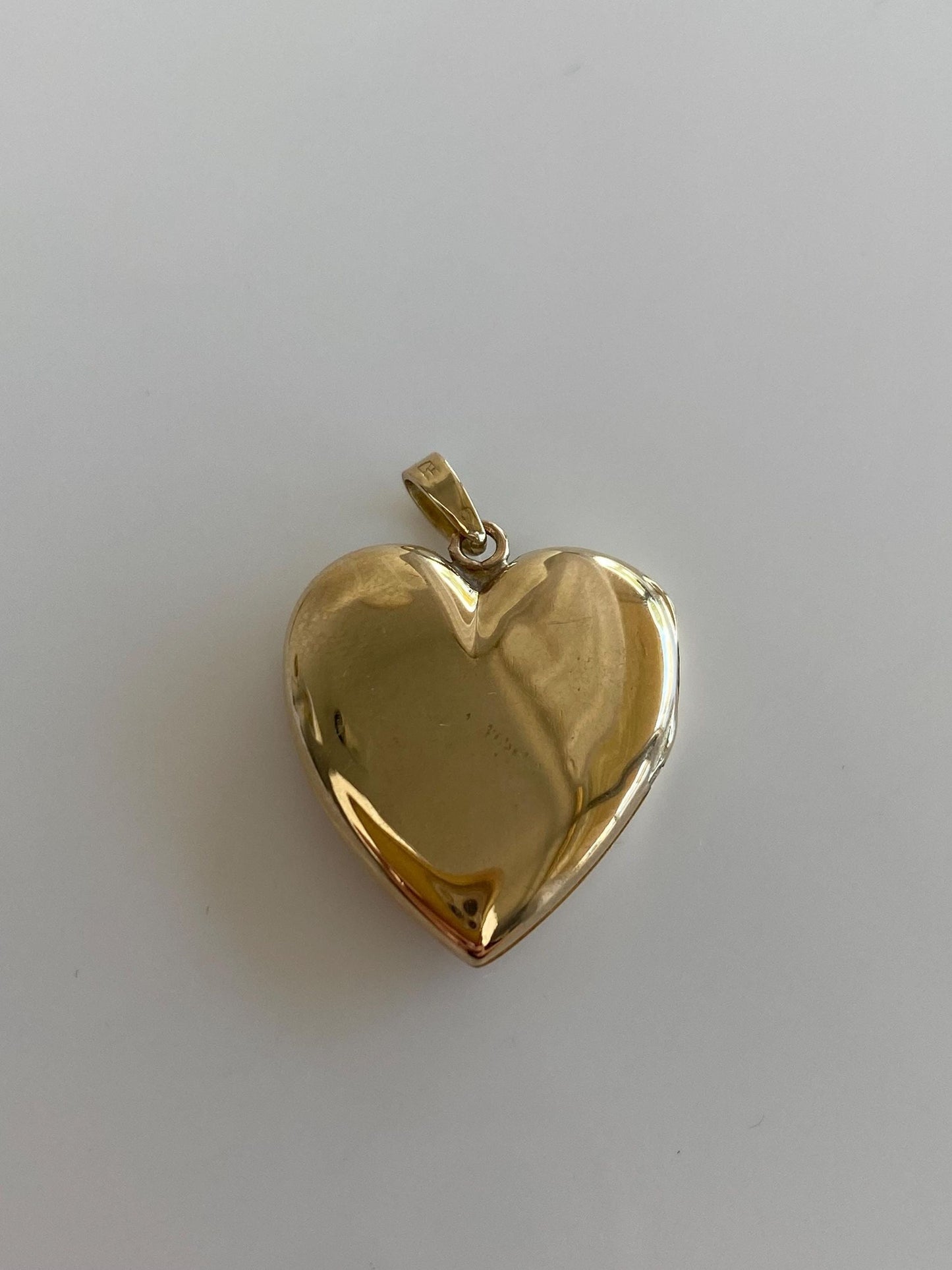 Vintage Solid 10k Yellow Gold Engraved Heart Locket Charm