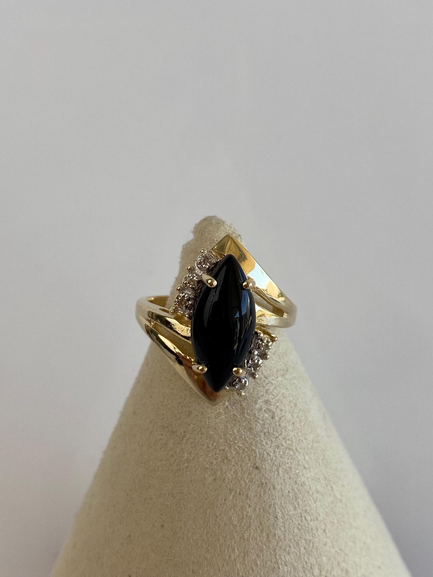 Vintage Solid 14k Yellow Gold Diamond Black Onyx Marquis Ring - Size 6