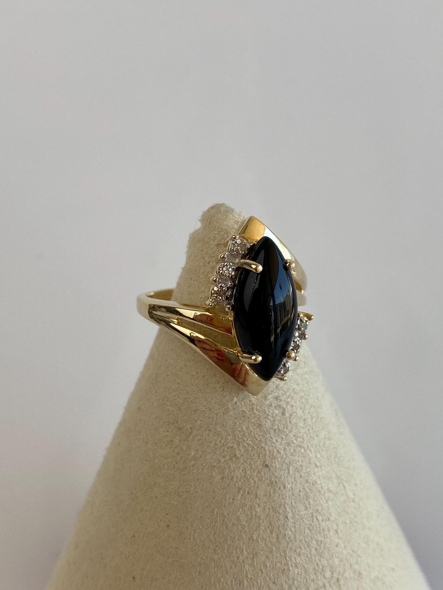 Vintage Solid 14k Yellow Gold Diamond Black Onyx Marquis Ring - Size 6